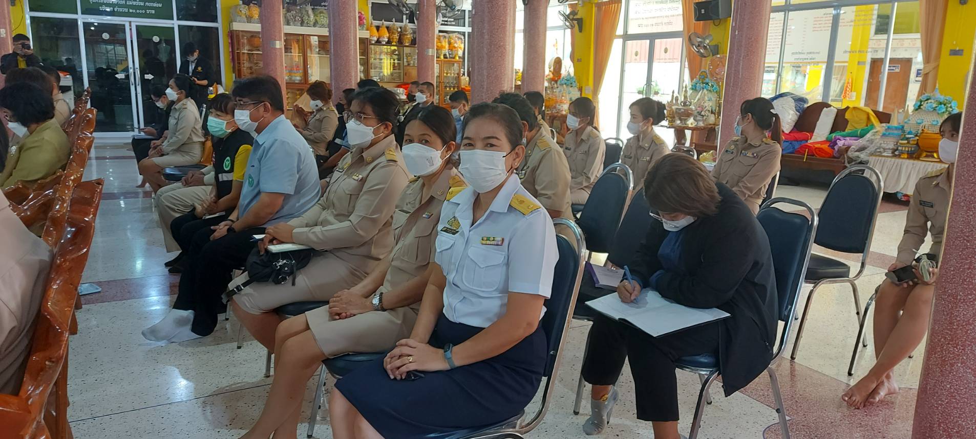 ประมงอำเภอเมืองนครนายก เข้าร่วมต้อนรับผู้ตรวจสำนักงานนายกรัฐมนตรี เขตตรวจราชการที่ 9..คลิก