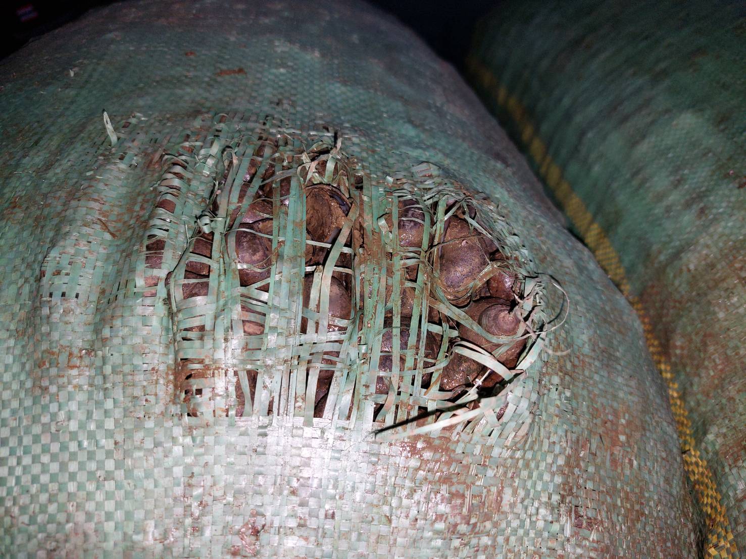 ผลการปฏิบัติงานด่านตรวจประมงสุรินทร์ วันที่ 22 กุมภาพันธ์ พ.ศ.2566 ณ จุดผ่านแดนถาวรช่องจอม..คลิก