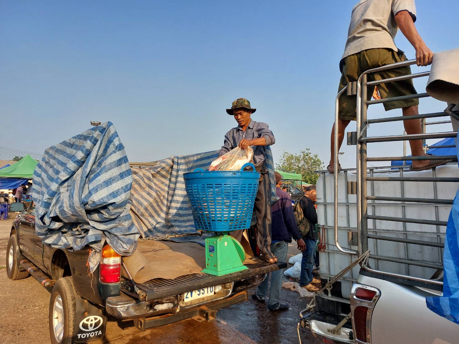 ผลการปฏิบัติงานด่านตรวจประมงสุรินทร์ วันที่ 23 กุมภาพันธ์ พ.ศ.2566 ณ จุดผ่านแดนถาวรช่องสะงำ..คลิก