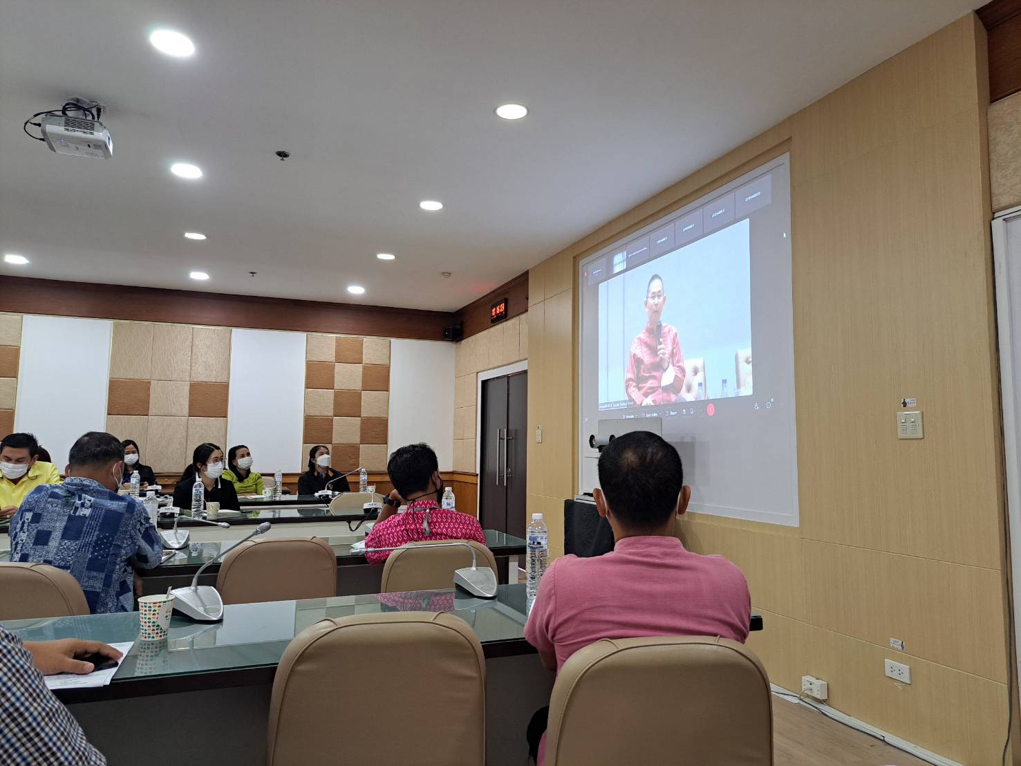 ร่วมสัมมนา เรื่องทิศทางและรูปแบบการบริหารราชการส่วนภูมิภาค (การมอบอำนาจและการกระจายอำนาจ)..คลิก