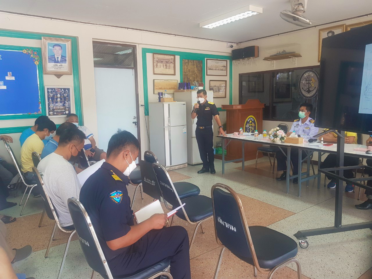 เข้าร่วมประชุมใหญ่สมาคมการประมง สมุทรปราการ โดยมีการนำเสนอประชาสัมพันธ์ การบังคับใช้มาตรการสัตว์น้ำฤดูปลามีไข่ วางไข่ เลี้ยงตัวอ่อน..คลิก