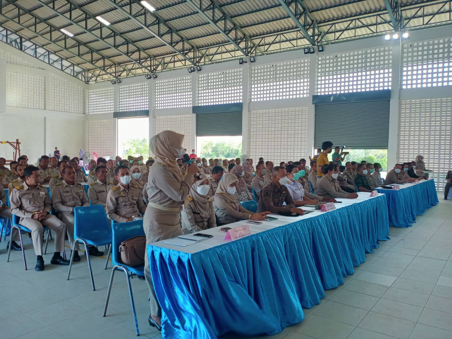 ร่วมประชุมการมอบนโยบายแนวทางการปฎิบัติราชการให้กับหัวหน้าส่วนราชการ ผู้บริหารองค์กรปกครองส่วนท้องถิ่น กำนัน และผู้ใหญ่บ้านพื้นที่อำเภอรามัน..คลิก