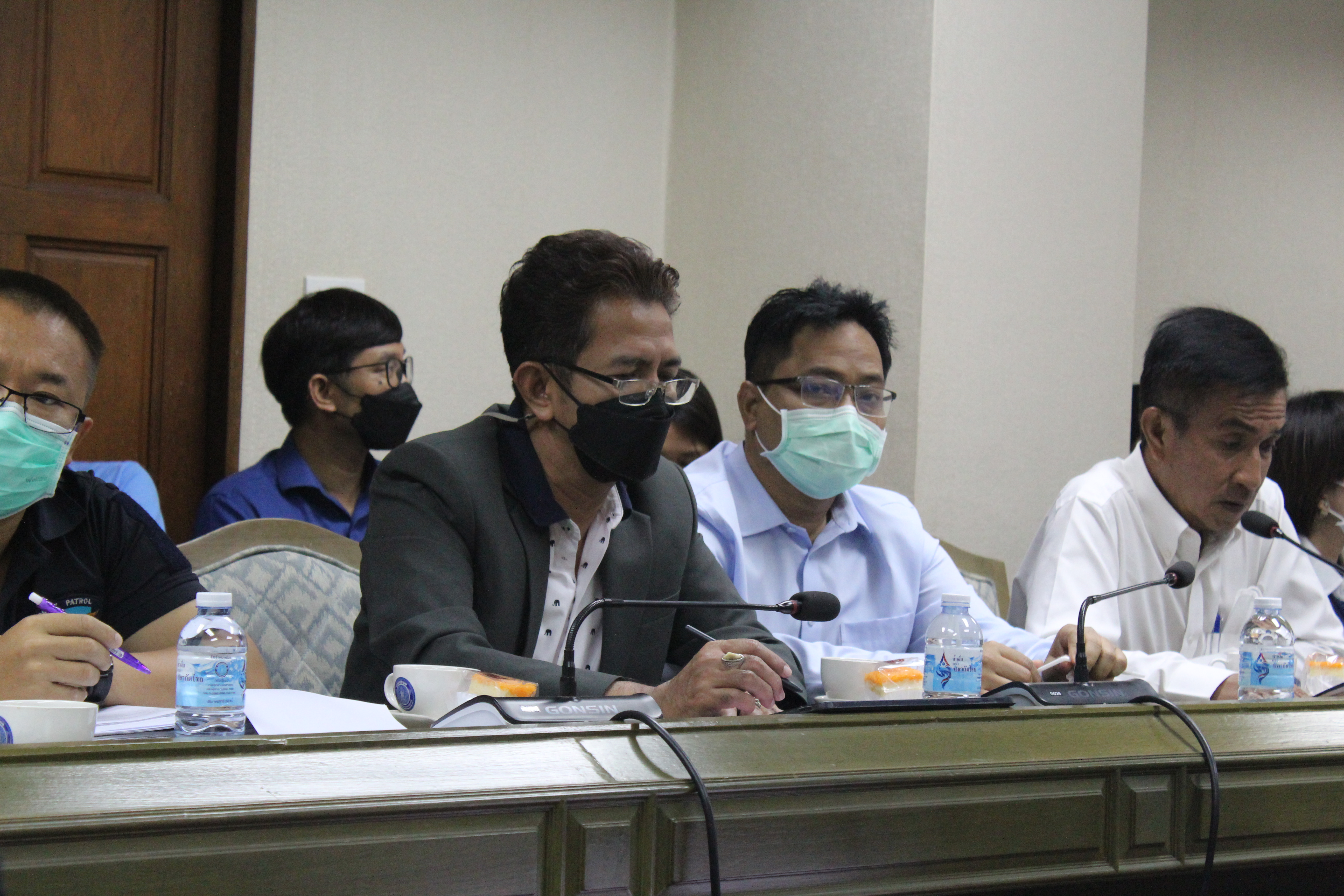 นายอานันต์ อัลมาตร์ ผู้อำนวยการกองตรวจสอบเรือประมง สินค้าสัตว์น้ำ และปัจจัยการผลิต ประชุมขับเคลื่อนและติดตามการดำเนินการ ตามแนวทางและมาตรการในการพัฒนาการประมงของไทยให้ปลอดสัตว์น้ำ และสินค้าสัตว์น้ำที่มาจากการทำประมง IUU (IUU - Free Thailand) ครั้งที่ 2/2566..คลิก