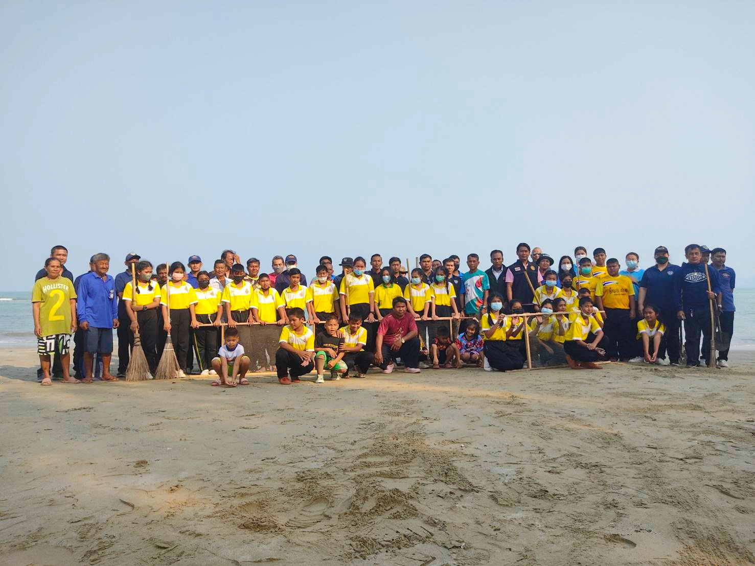 กิจกรรมฟอกทรายคืนสู่ทะเล ครั้งที่ 8 วันที่ 7 มีนาคม 2566 ณ บริเวณชายหาดหนองข้าวเหนียว ตำบลสามร้อยยอด อำเภอสามร้อยยอด จังหวัดประจวบคีรีขันธ์..คลิก