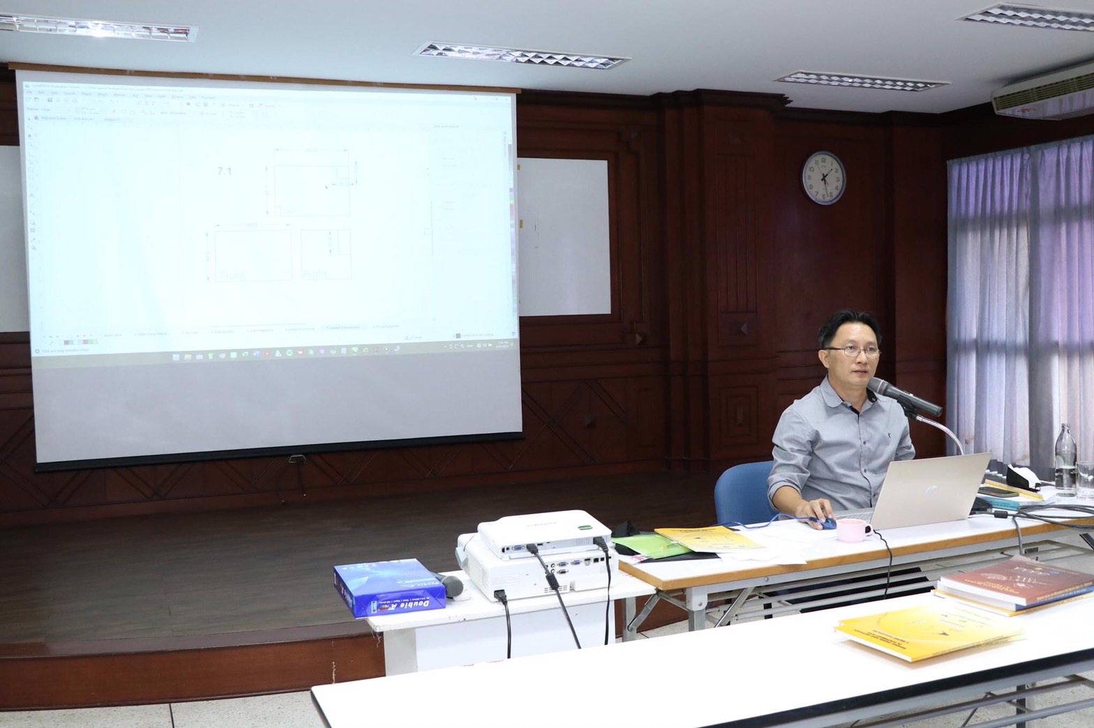 การอบรมหลักสูตร Hand-drawing Inland Fishing Gears (Inland Fisheries Training Course for the Department of Fisheries Thailand’s Officials)