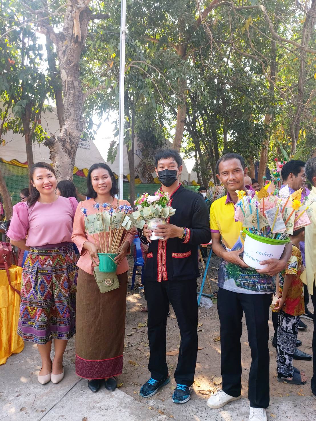 ร่วมงานไหว้สักการะศาลหลักเมืองอำเภอภูสิงห์..คลิก