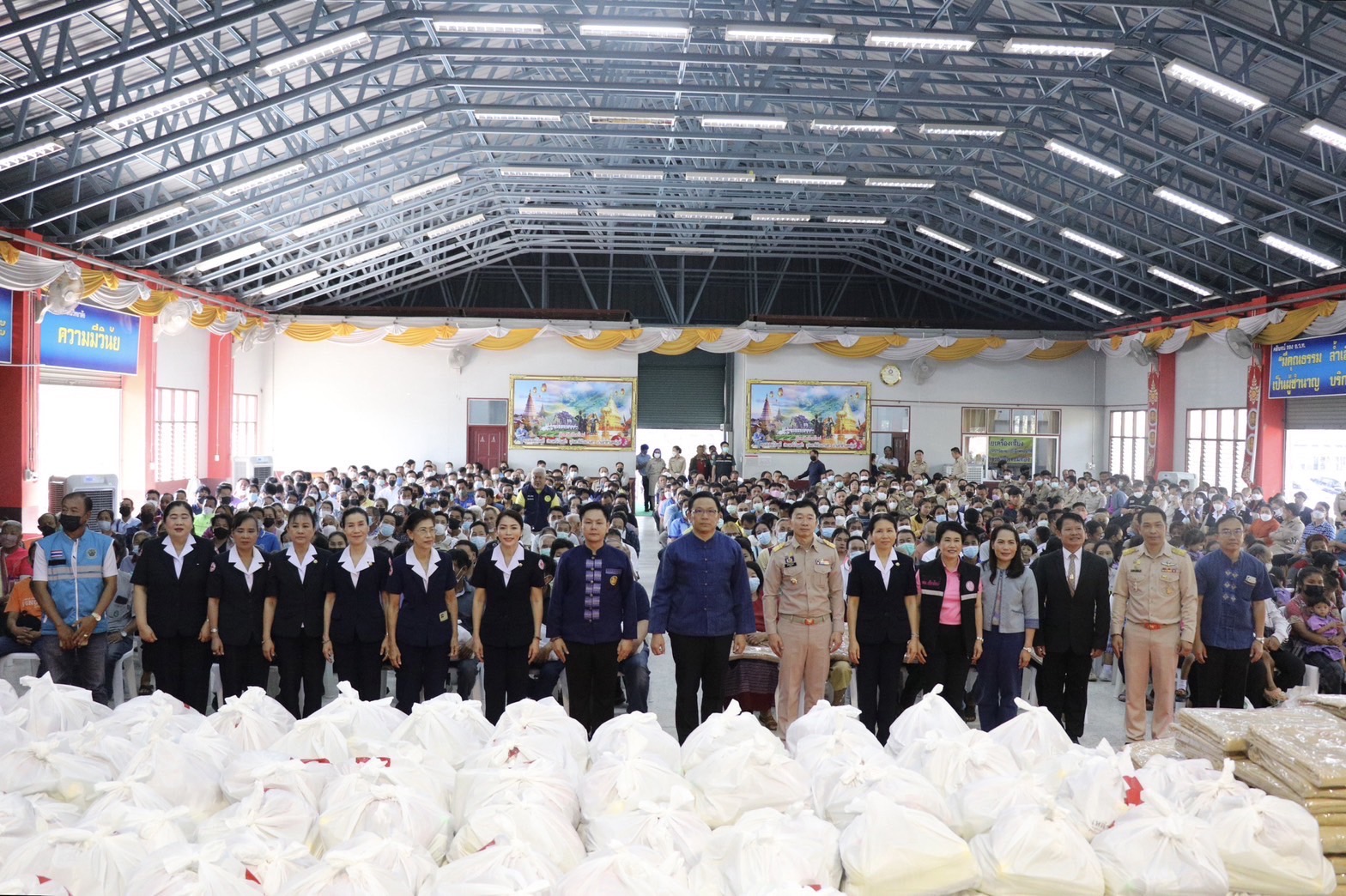 โครงการ ผู้ว่าราชการจังหวัดเชียงใหม่ หัวหน้าส่วนราชการ และผู้บริหารองค์กรปกครองส่วนท้องถิ่น พบประชาชน..คลิก
