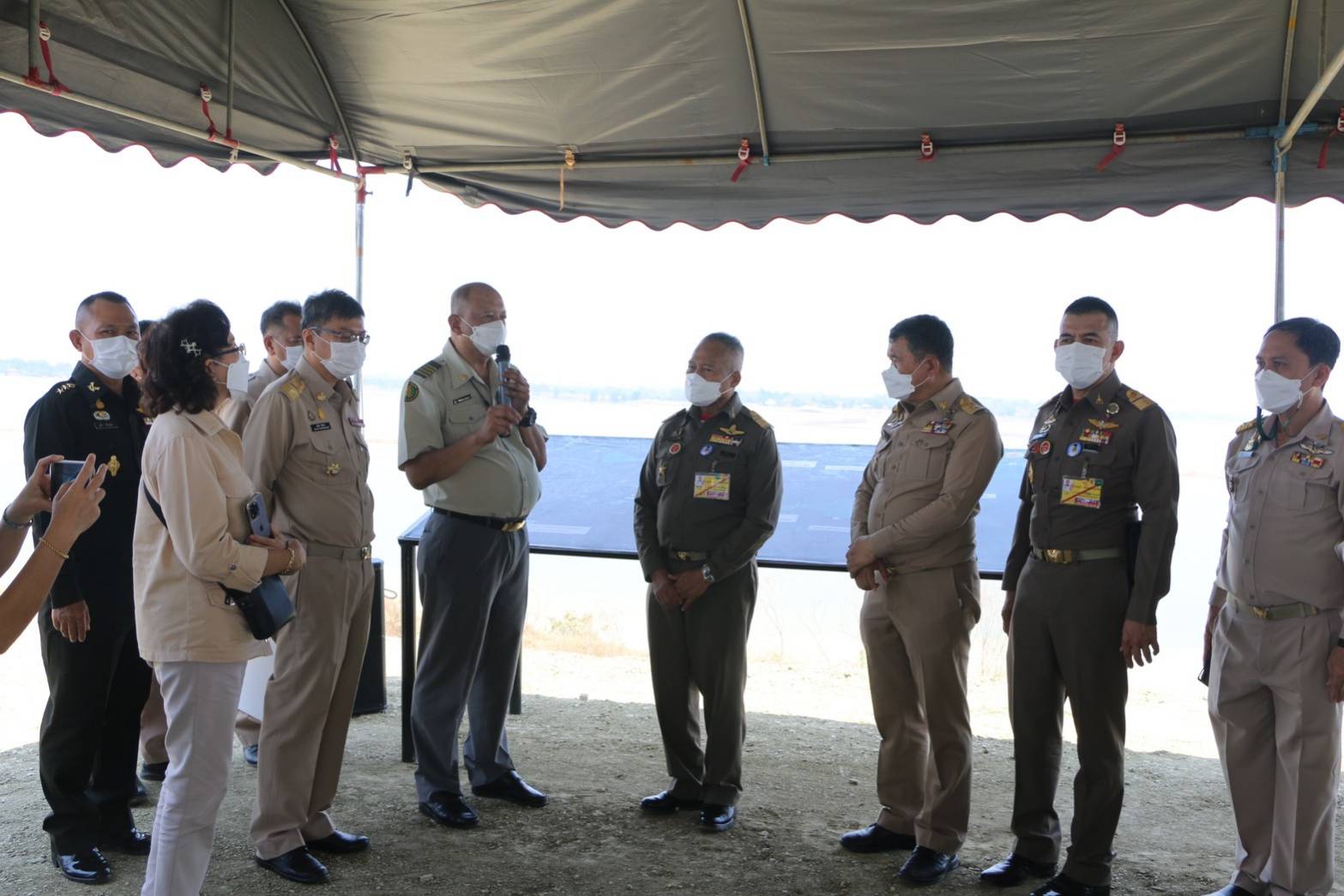 ราชเลขานุการในพระองค์ฯ ลงพื้นที่ติดตามการพัฒนาบึงบอระเพ็ด..คลิก