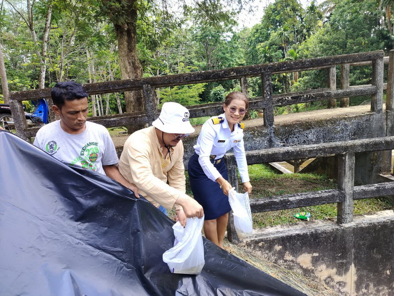สนับสนุนพันธุ์ปลากินพืช เพื่อปล่อยลงสู่ฝายบ้านในวัง อ.กงหรา จ.พัทลุง..คลิก