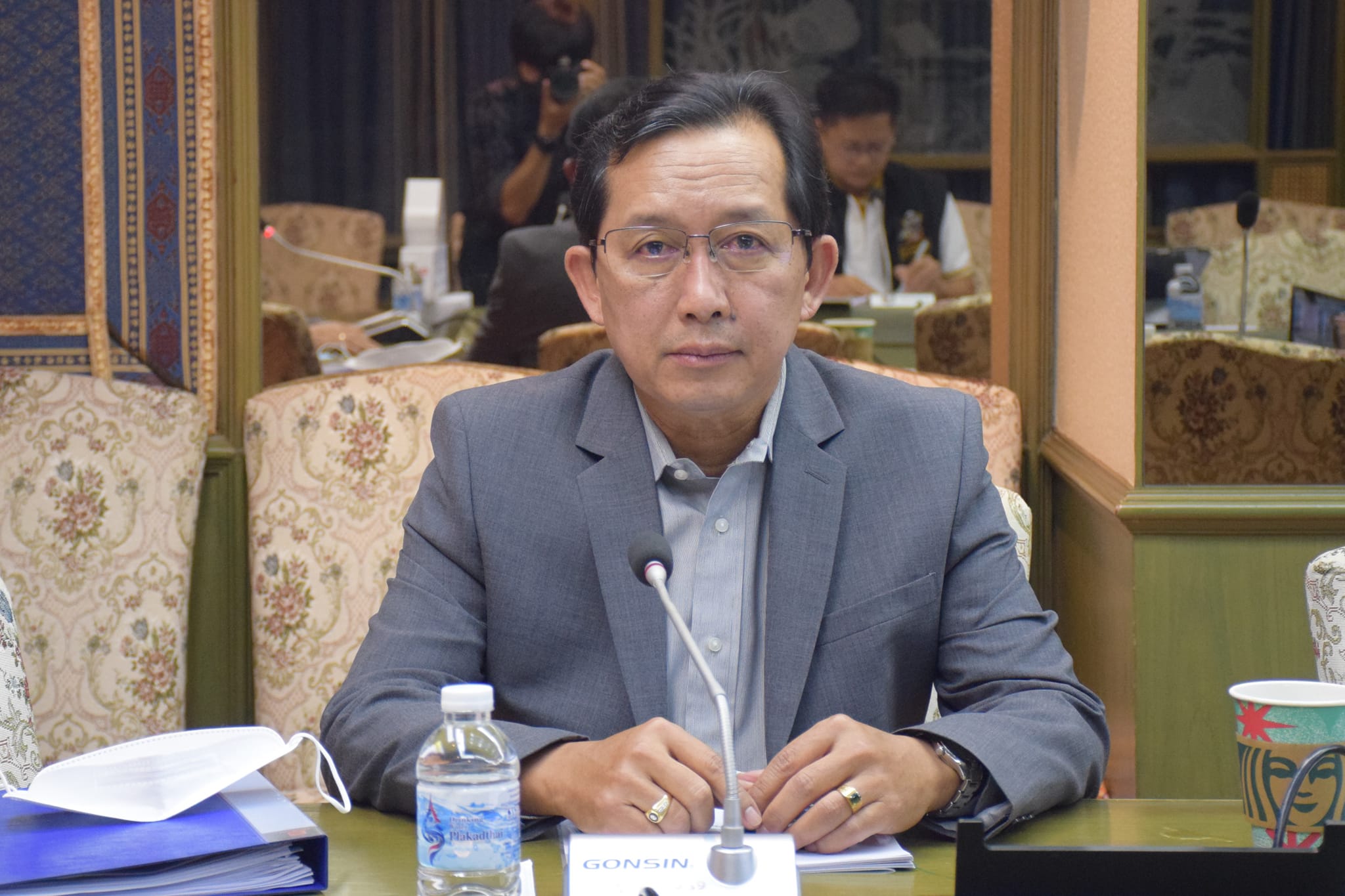 นายเฉลิมชัย สุวรรณรักษ์ อธิบดีกรมประมง เข้าร่วมการประชุมคณะอนุกรรมการตรวจสอบและติดตามการบังคับใช้กฎหมายที่เกี่ยวข้องในการแก้ไขปัญหาการทำประมง และแรงงานในภาคประมง ครั้งที่ 11/2565