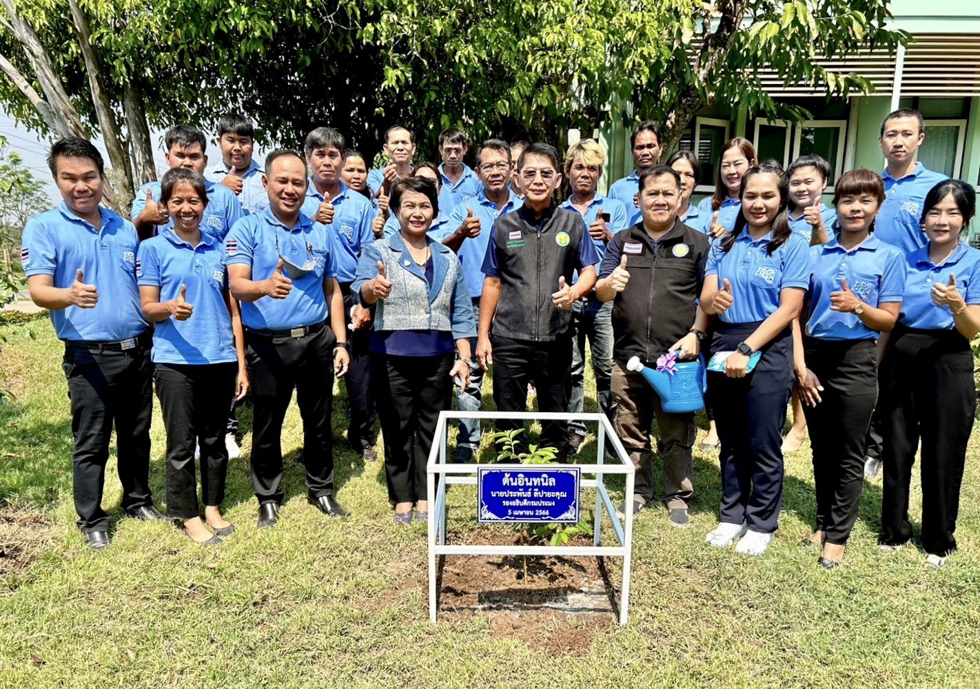 นายประพันธ์ ลีปายะคุณ รองอธิบดีกรมประมง  ลงพื้นที่ตรวจเยี่ยมและติดตามผลการดำเนินงานของหน่วยงานกรมประมงในจังหวัดร้อยเอ็ด..คลิก