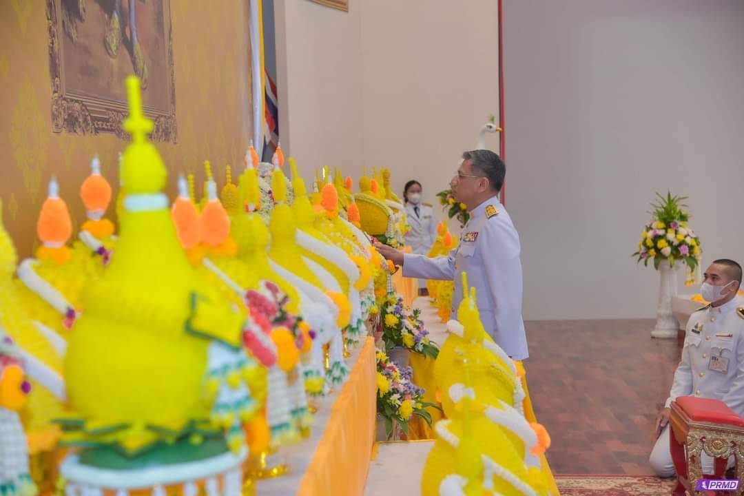 ร่วมพิธี 