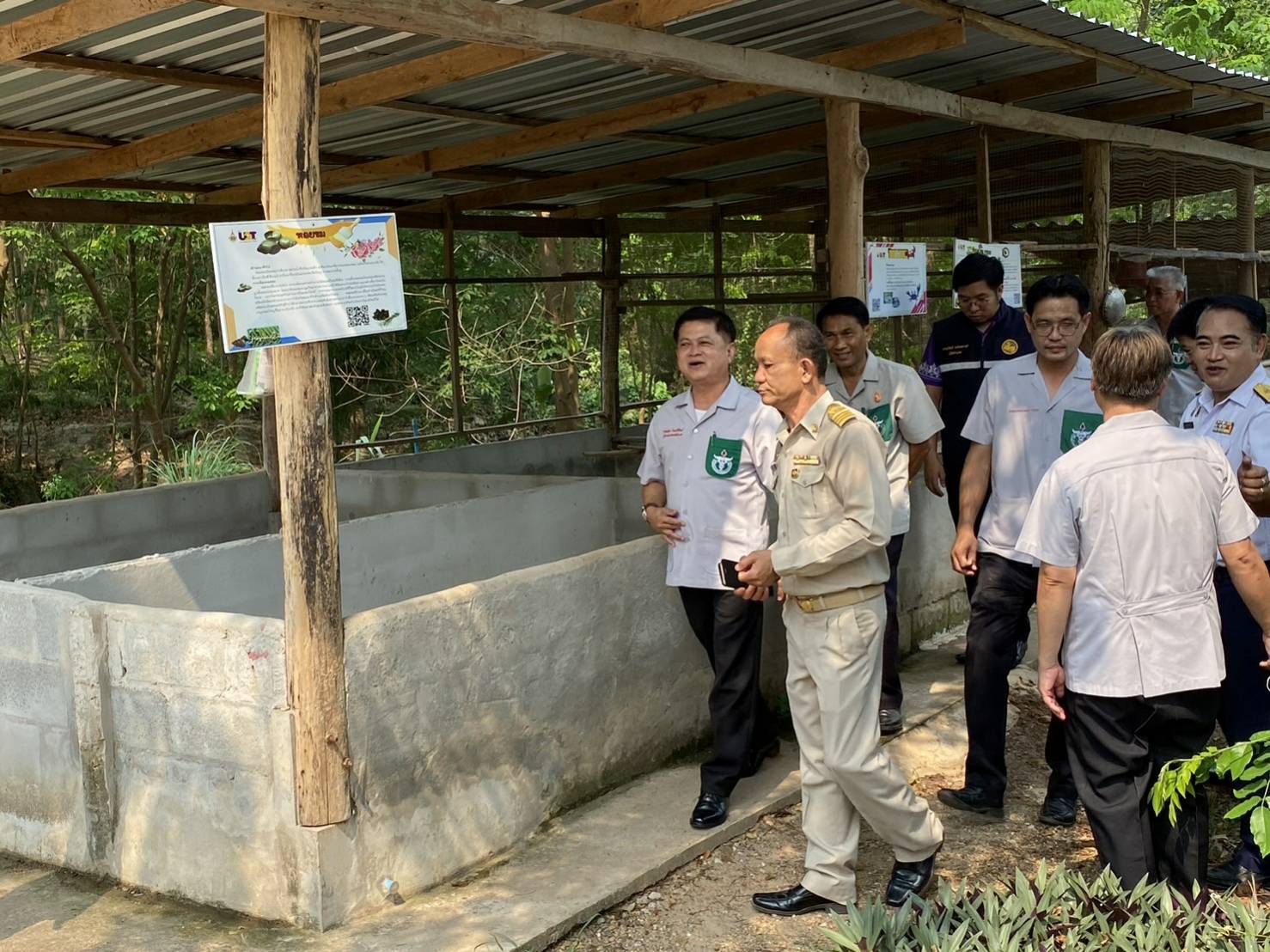 ร่วมพิธีเปิดและกิจกรรมการออกหน่วยแพทย์อาสาสมเด็จพระศรรนครินทราบรมราชชนนี (พอ.สว.)..คลิก