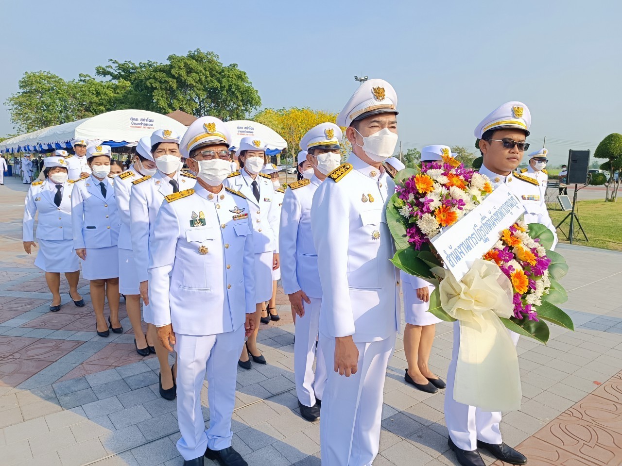 ร่วมงานพิธีถวายราชสักการะพระบรมราชานุสาวรีย์ สมเด็จพระนเรศวรมหาราช เนื่องใน 
