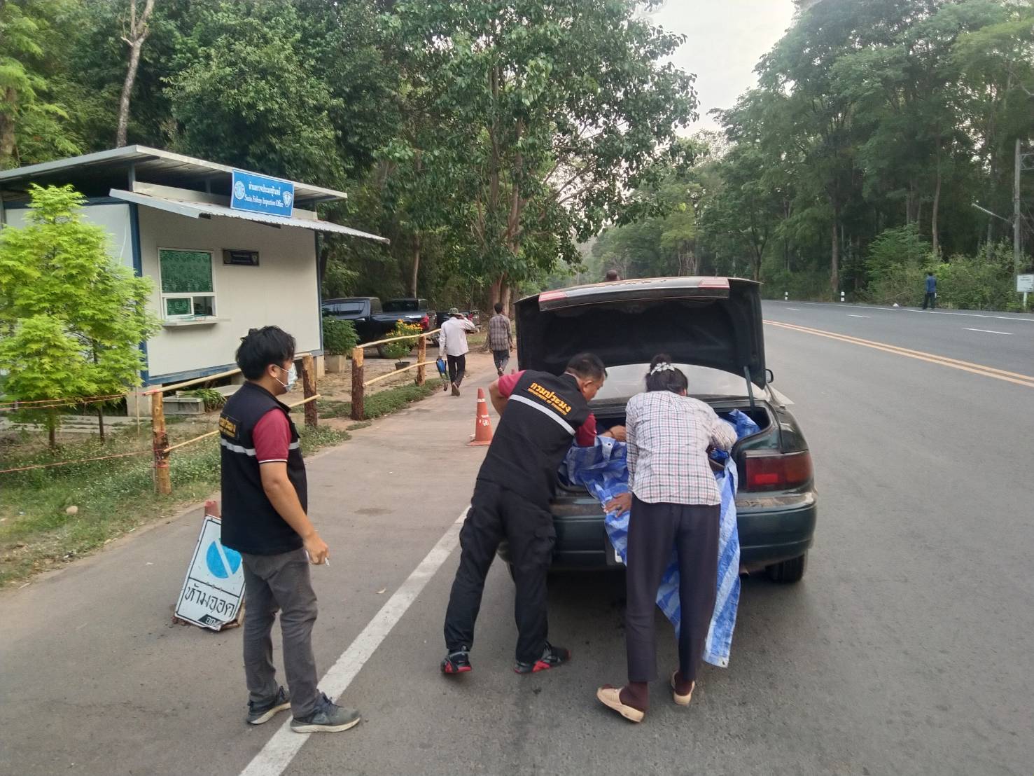 ผลการปฏิบัติงานด่านตรวจประมงสุรินทร์ วันที่ 27 เมษายน พ.ศ.2566 ณ จุดผ่านแดนถาวรช่องจอม..คลิก