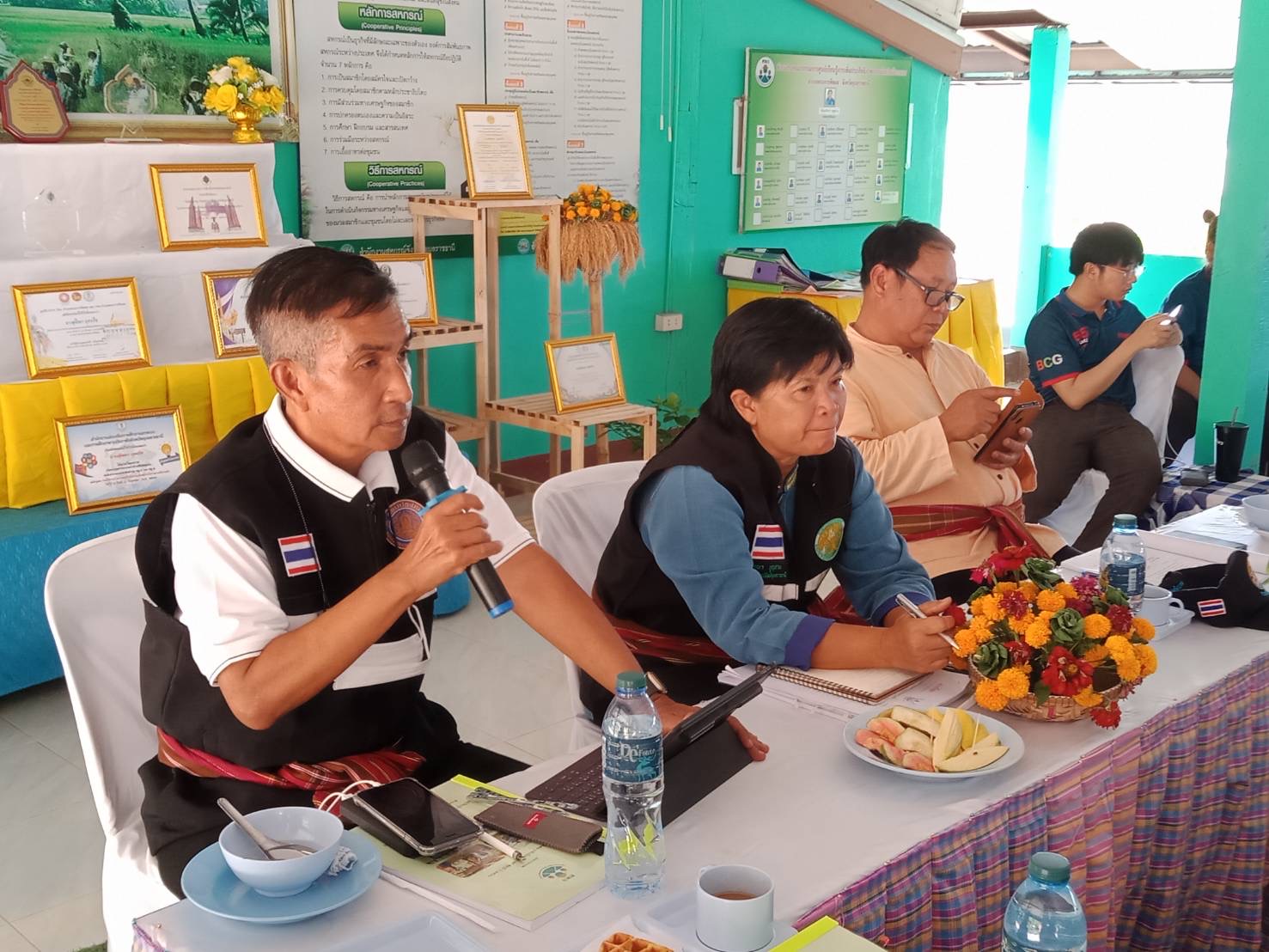 ประมงอุบล บูรณางานร่วมกับหน่วยงานในสังกัดกระทรวงเกษตรกร ลงพื้นที่เพื่อตรวจประเมินและยกระดับศูนย์เรียนรู้การเพิ่มประสิทธิภาพการผลิตสินค้าเกษตร ระดับจังหวัด ประจําปี พ.ศ. 2566..คลิก