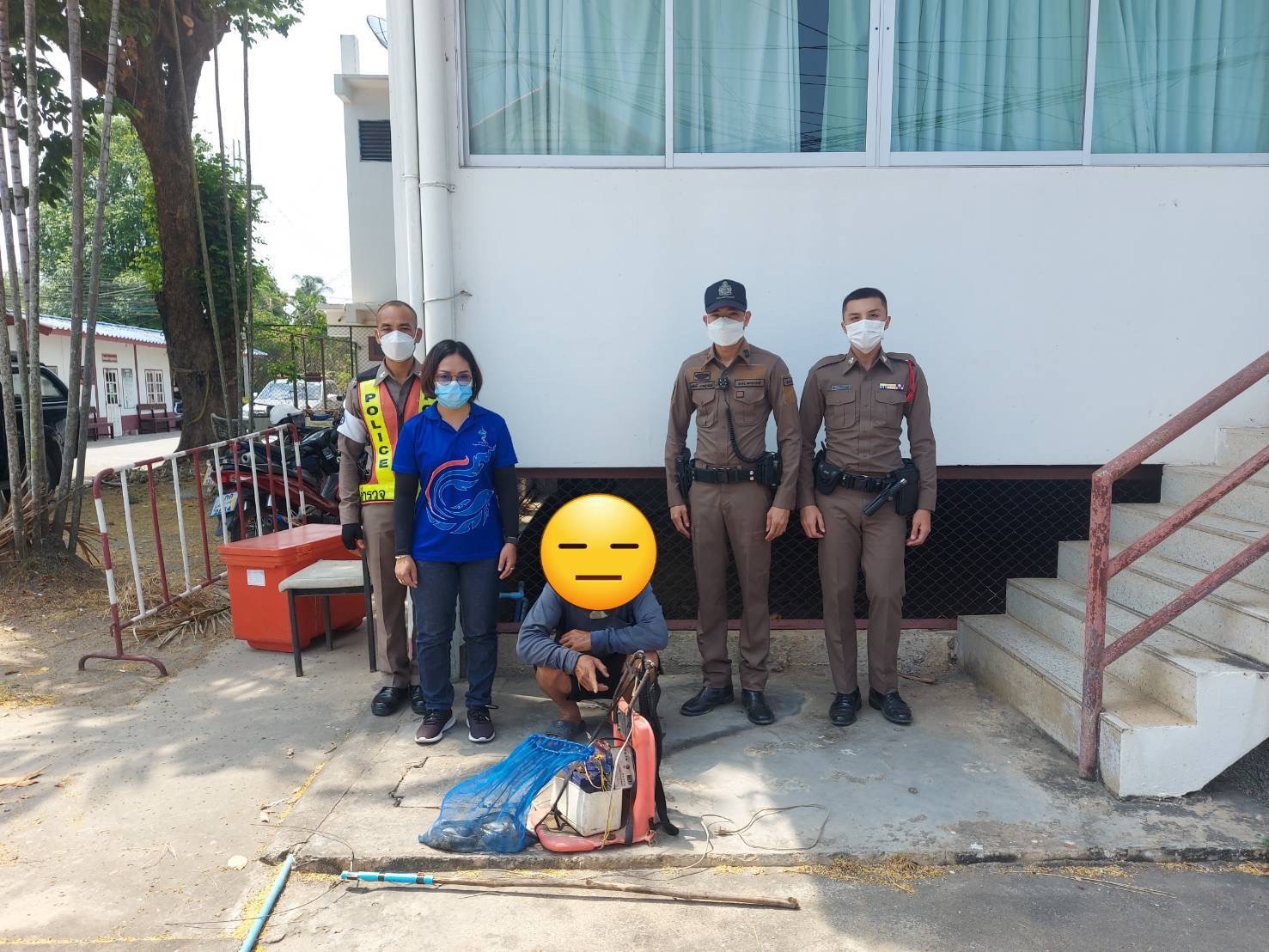 จับกุมผู้กระทำผิดกฏหมาย “โดยการใช้กระแสไฟฟ้าทำการประมง” ในที่จับสัตว์น้ำสาธารณะ บริเวณแม่น้ำปิง..คลิก