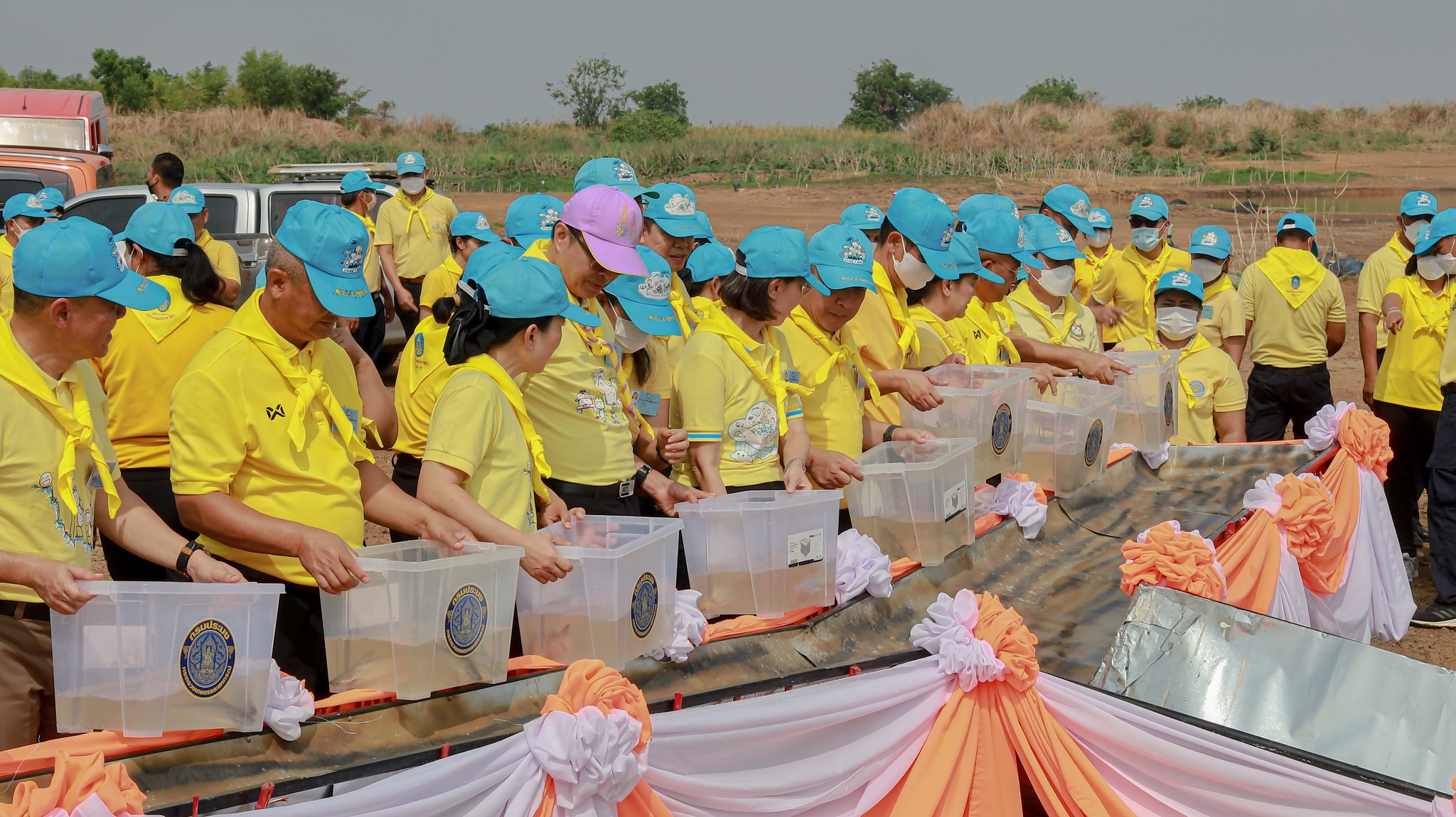 โครงการปลูกป่าเพื่อเพิ่มพื้นที่สีเขียวสำหรับกักเก็บคาร์บอนในพื้นที่บึงบอระเพ็ด เนื่องในวาระครบรอบ 100 ปี วันประสูติ สมเด็จพระเจ้าพี่นางเธอ เจ้าฟ้ากัลยาณิวัฒนา กรมหลวงนราธิวาสราชนครินทร์..คลิก