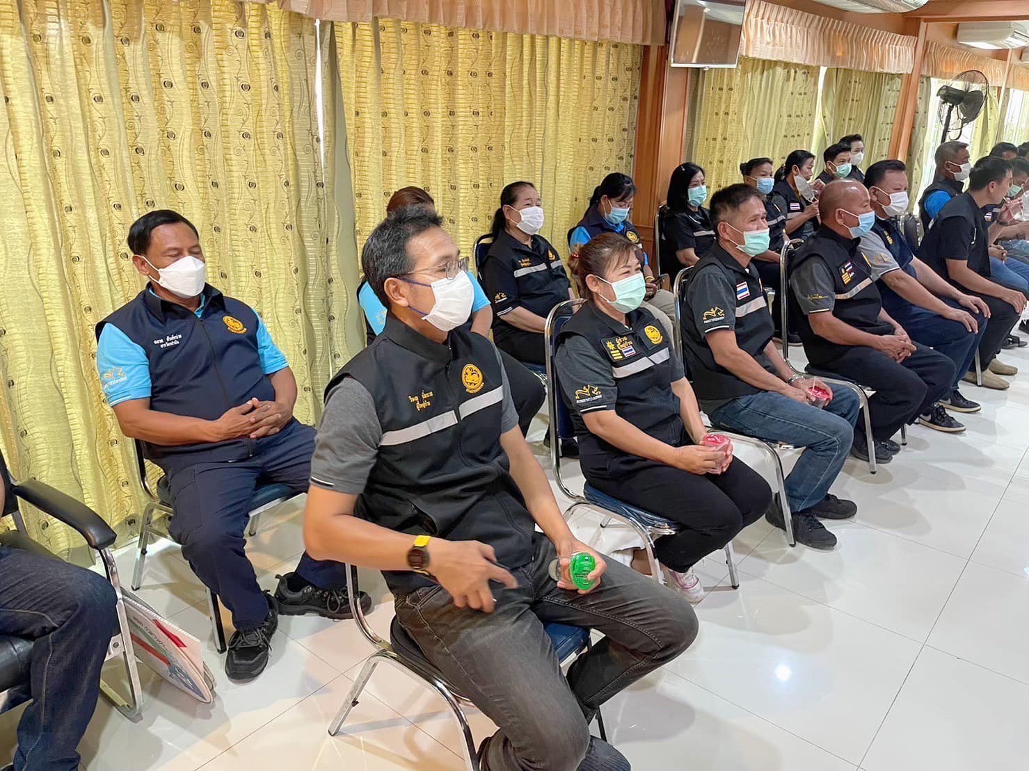 ร่วมพิธีปิดโครงการช่วยเหลือผู้เสพ/ผู้ติดยาเสพติดของศูนย์ฟื้นฟูสภาพทางสังคมจังหวัดราชบุรี สาขาอำเภอเมืองราชบุรี รุ่นที่ 2..คลิก