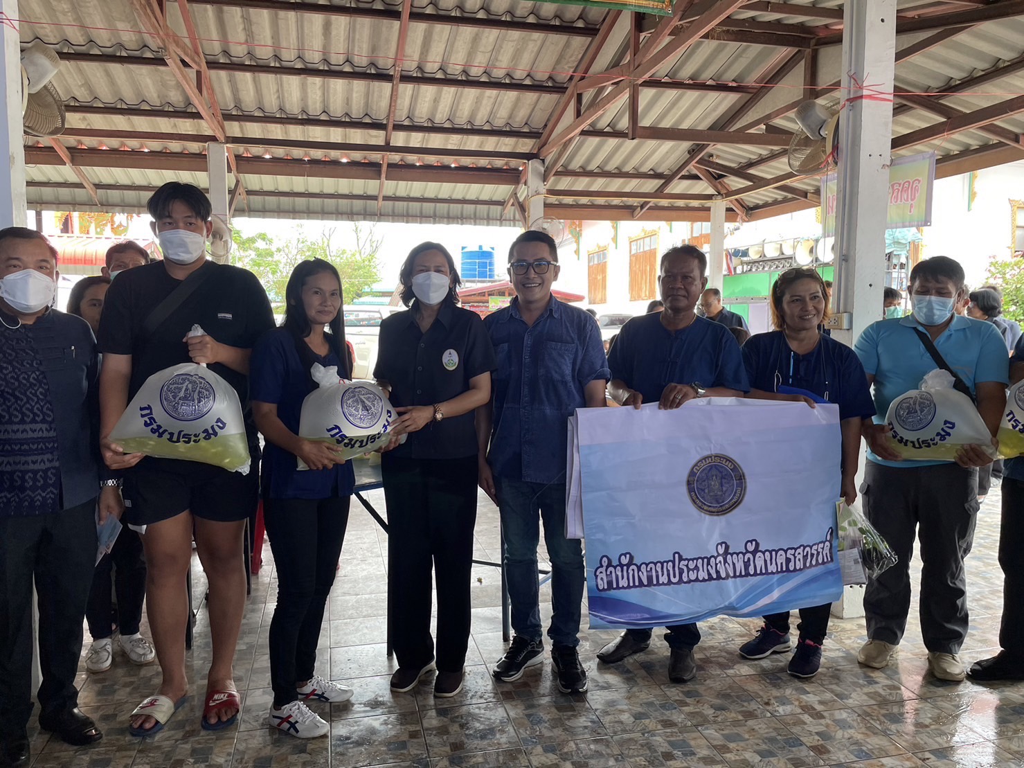 จัดนิทรรศการ กิจกรรมโครงการคลินิกเกษตร เคลื่อนที่ ในพระราชานุเคราะห์ สมเด็จพระบรมโอรสาธิราชฯ สยามมกุฎราชกุมาร ค..คลิก