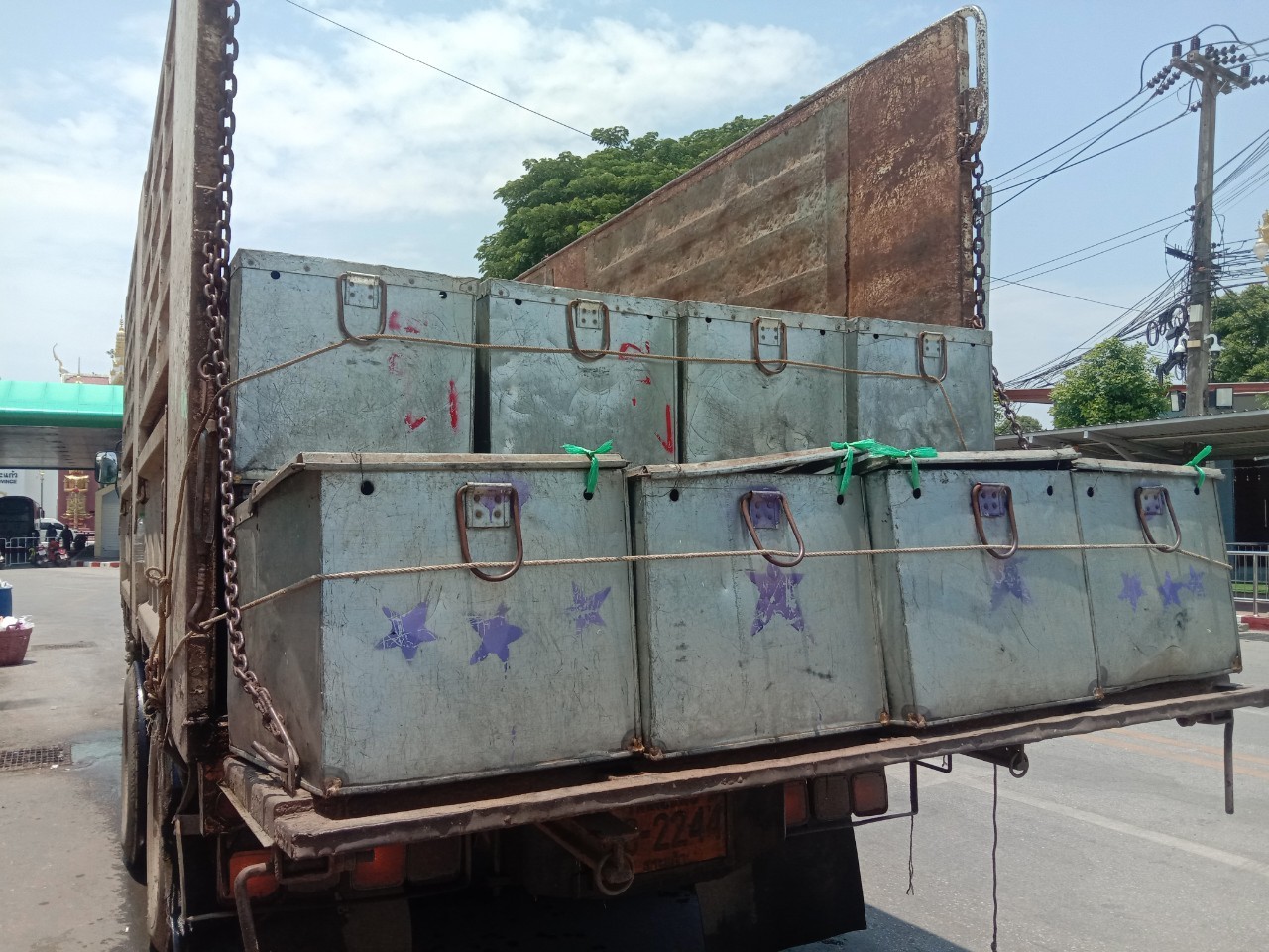 ตรวจสินค้าประมงที่นำเข้า ส่งออก ทางจุดผ่านแดนถาวรบ้านคลองลึก..คลิก