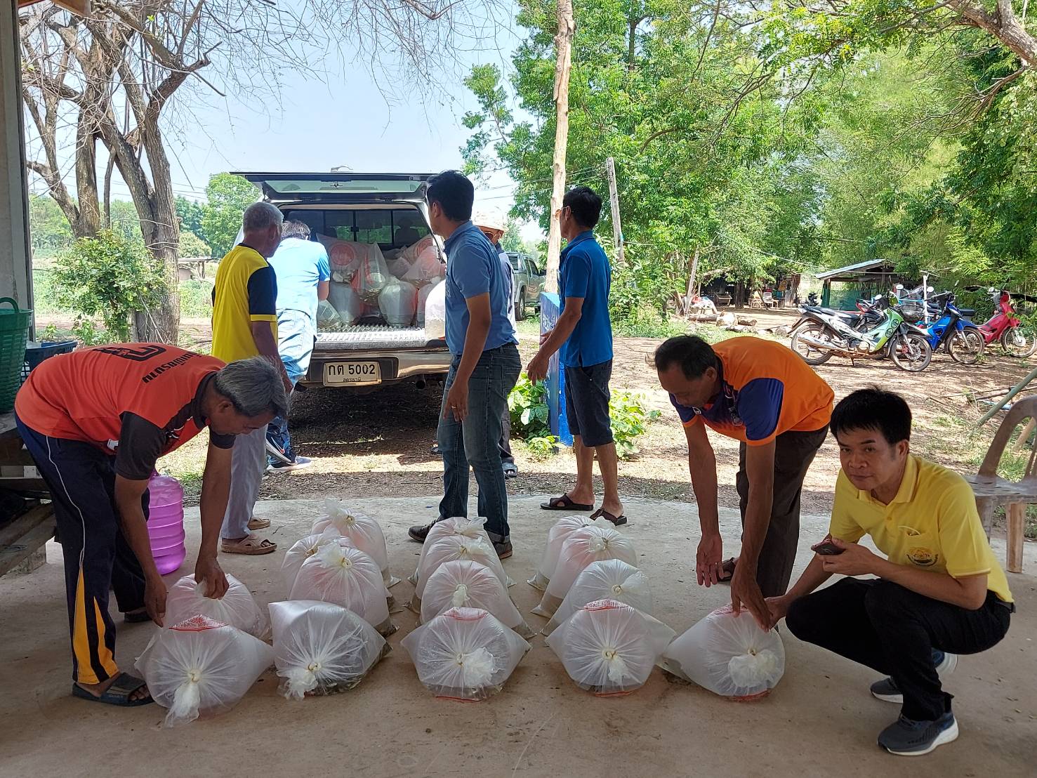 วันที่ 19 พฤษภาคม 2566 นายสมภาร วังคีรี ประมงอำเภอเมืองหนองบัวลำภู พร้อมด้วยนายวัชรเกียรติ ศรีแสน นักวิชาการประมงปฎิบัติการ และนายจัตตุพร อาจวิชัยนักวิชาการประมง ศูนย์วิจัยและพัฒนาการเพาะเลี้ยงสัตว์น้ำจืดอุดรธานี และคณะกรรมการแหล่งน้ำห้วยกระทอ ต.กุดจิก อ.เมือง จ.หนองบัวลำภู ร่วมปล่อยพันธุ์ปลาตะเพียน 20,000 ตัว..คลิก
