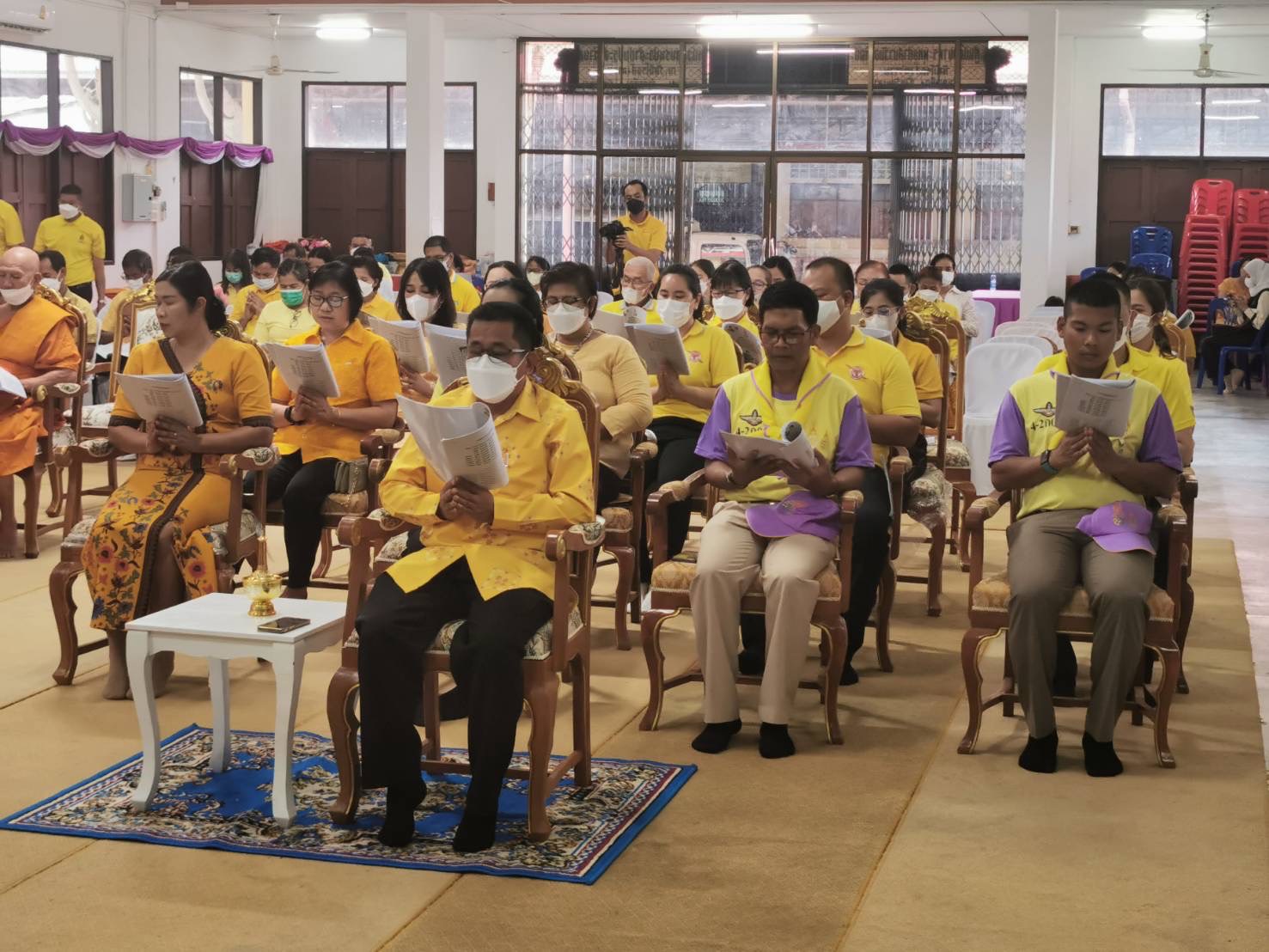พิธีเจริญพระพุทธมนต์เจริญจิตตภาวนาถวายพระพรชัยมงคลพิธีเจริญพระพุทธมนต์เจริญจิตตภาวนาถวายพระพรชัยมงคล..คลิก