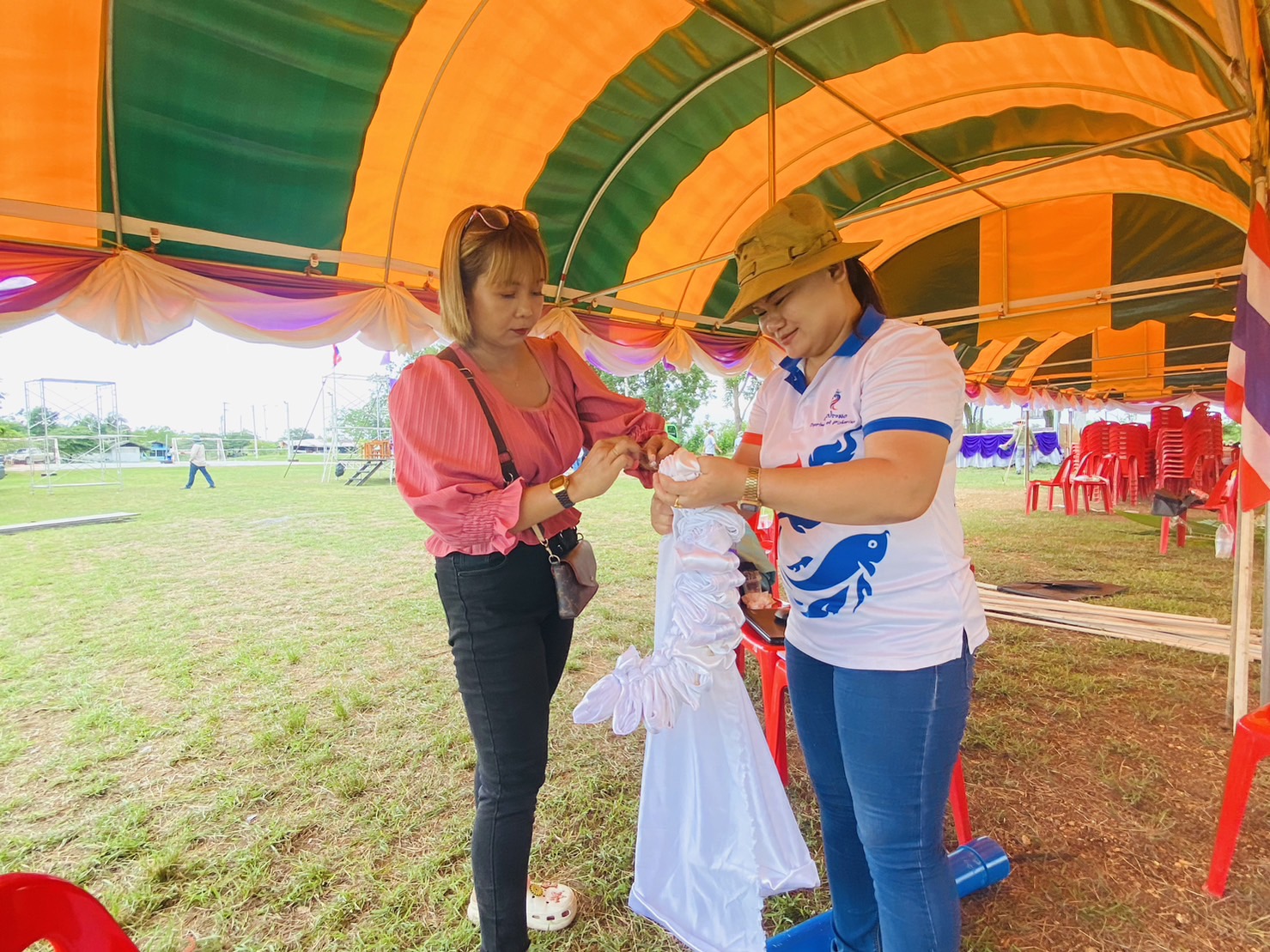 ลงพื้นที่เพื่อจัดเตรียมงานพิธีปล่อยพันธุ์สัตว์น้ำ เนื่องในวันเฉลิมพระชนมพรรษา สมเด็จพระนางเจ้าสุทิดา พัชรสุธาพิมลลักษณ พระบรมราชินี..คลิก