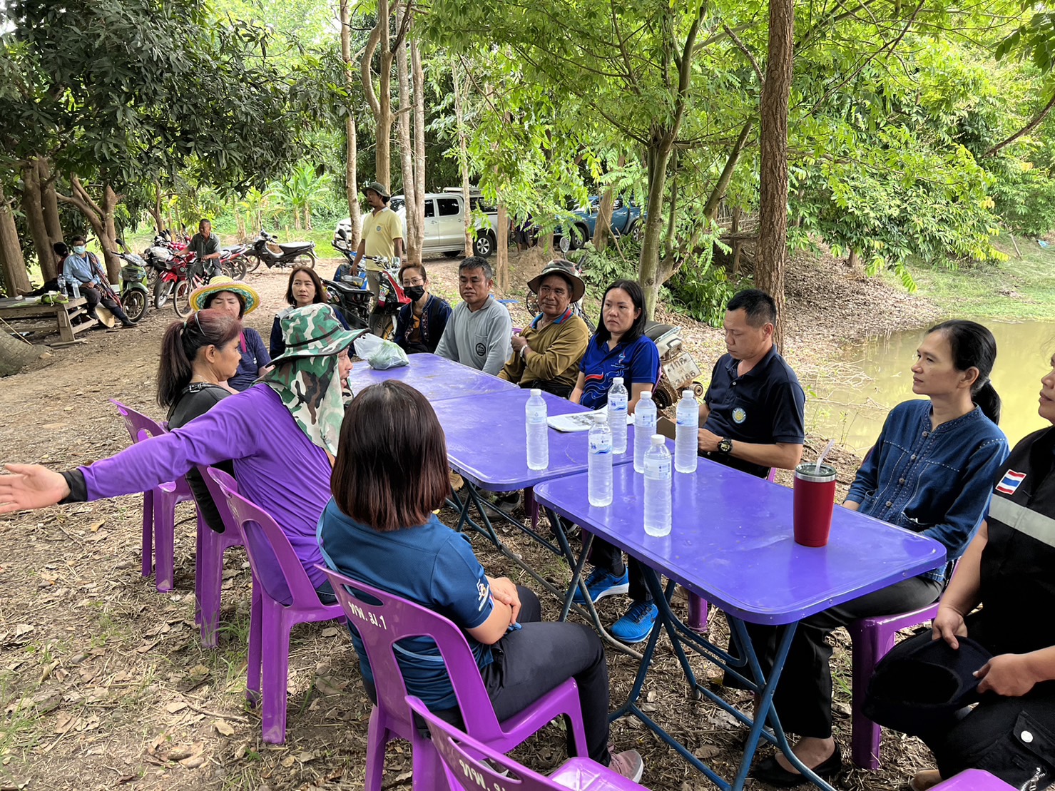 ลงพื้นที่ติดตามการดำเนินงานโครงการธนาคารผลผลิตสัตว์แบบมีส่วนร่วม และโครงการส่งเสริมอาชีพประมง