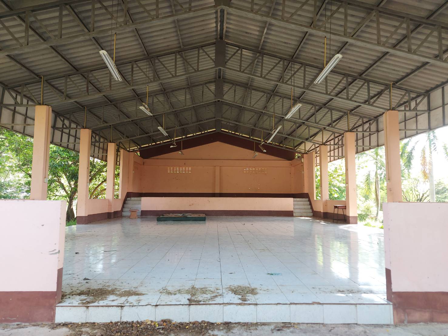 วันที่ 2 มิถุนายน 2566 นายสมภาร วังคีรี ประมงอำเภอเมืองหนองบัวลำภู ประสานงานเตรียมสถานที่ และนัดหมายฝึกอบรมเกษตรโครงการตามแผนพัฒนาปฎิบัติราชการจังหวัด กิจกรรม พัฒนาศักยภาพการผลิตลูกพันธุ์ปลาตะเพียนขาวในชุมชนต้นแบบโดยใช้ชุดเพาะปลาเคลื่อนที่..คลิก