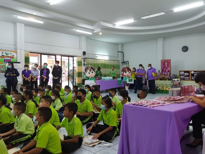 ร่วมพิธีเปิดงาน 