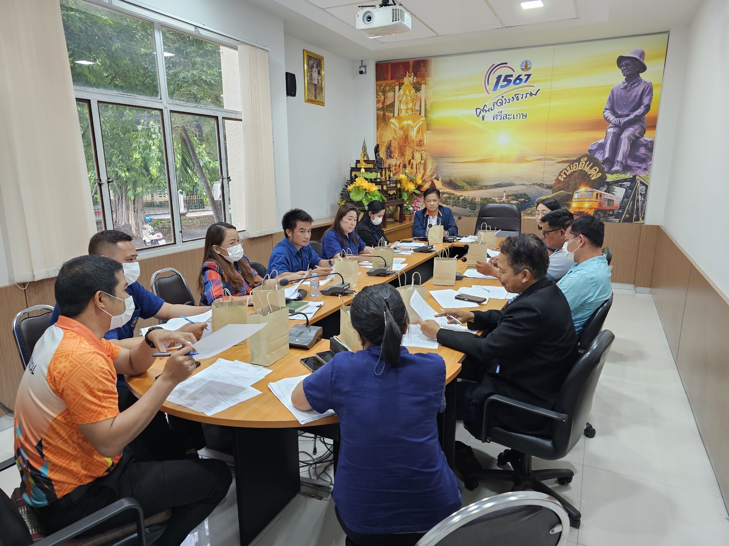 เข้าร่วมประชุมหารือ แนวทางการต่อยอดโครงการซ่อมแซมเสริมศักยภาพแหล่งน้ำ..คลิก