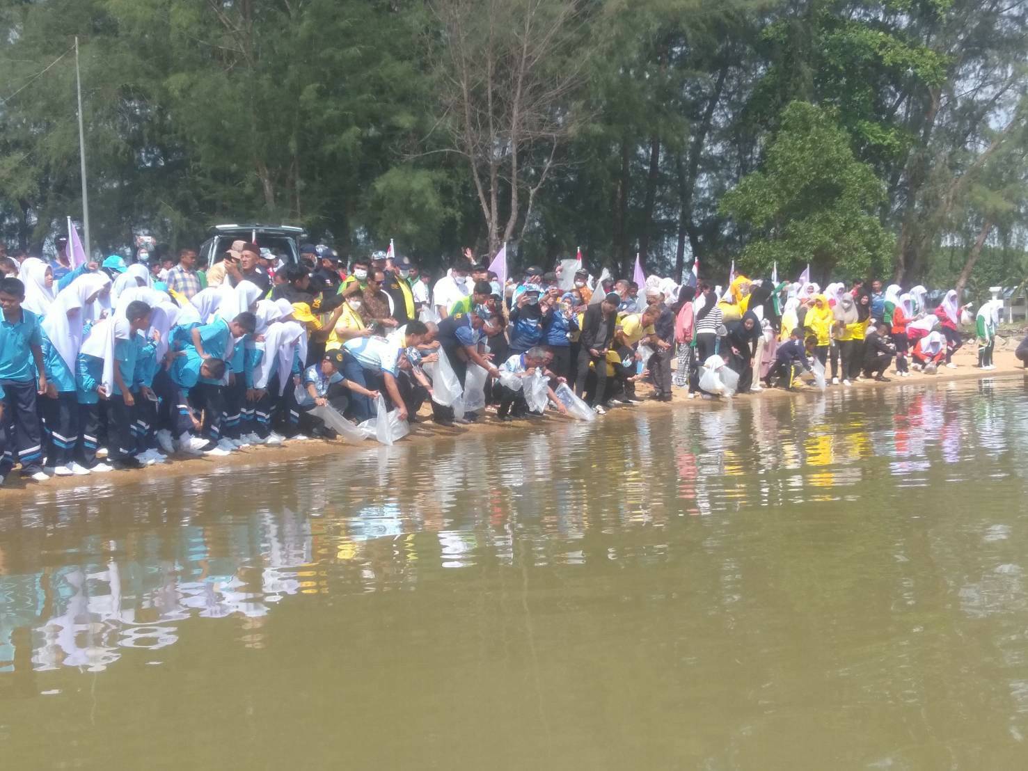 เข้าร่วมกิจกรรมวันทะเลโลก (World Ocean Day)..คลิก