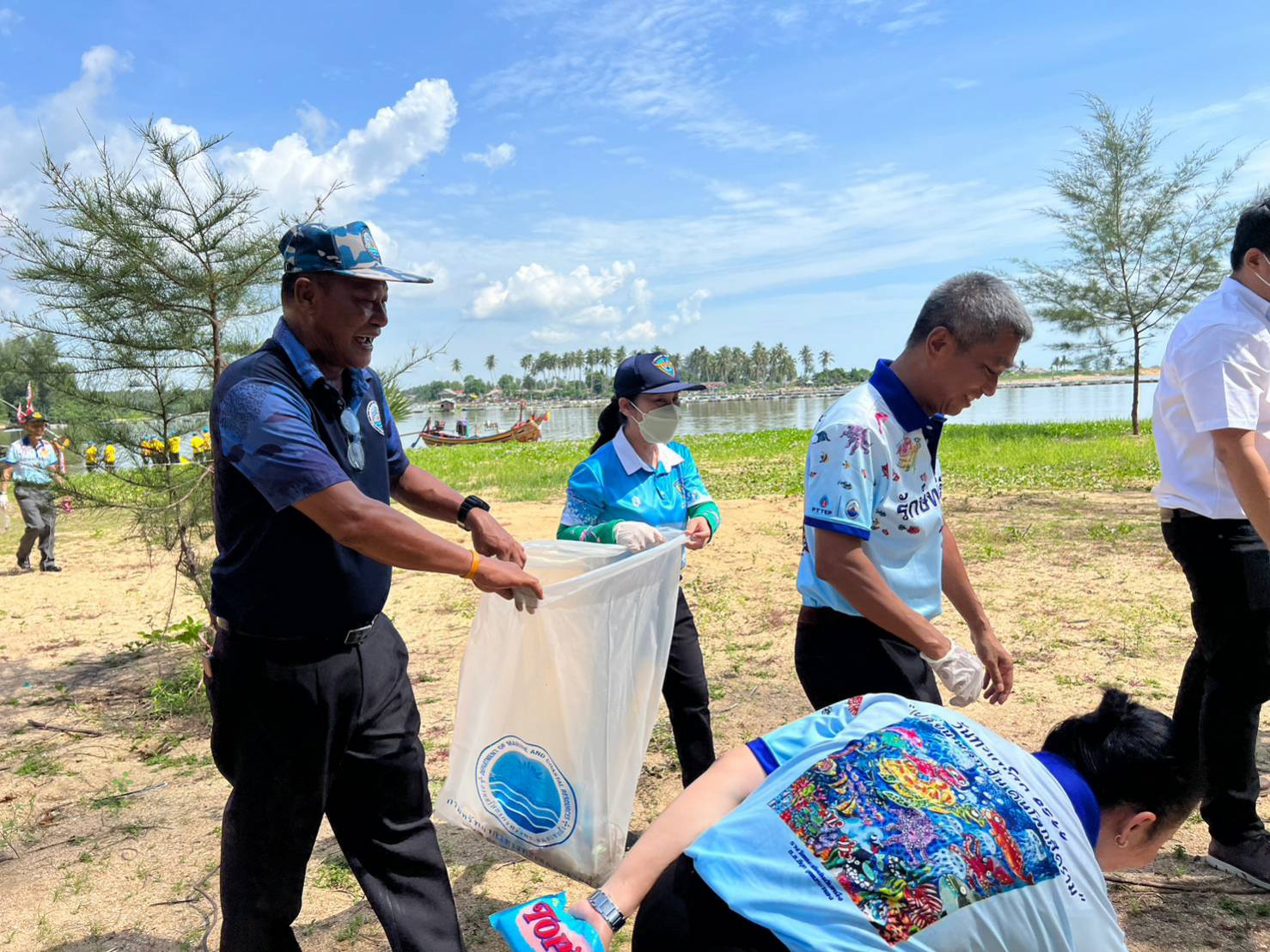 เข้าร่วมกิจกรรมวันทะเลโลก (World Ocean Day)