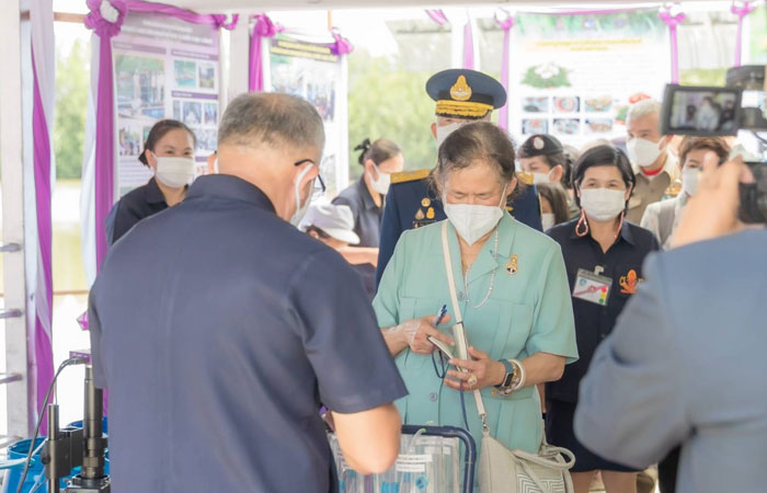 ศูนย์ฯ คุ้งกระเบน ขยายผลองค์ความรู้ และสนับสนุนปัจจัยการผลิต “โครงการเกษตรเพื่ออาหารกลางวันตามพระราชดำริ” เพื่อพัฒนาคุณภาพชีวิตเด็กและเยาวชนในถิ่นทุรกันดาร โรงเรียนตำรวจตระเวนชายแดนบ้านน้ำแดง อ.ขลุง จ.จันทบุรี