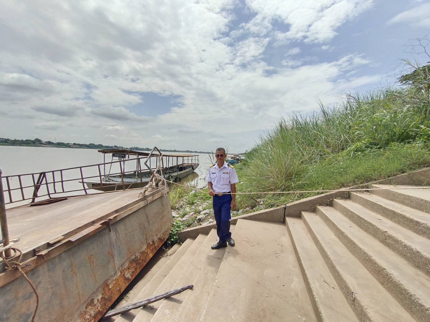 ตรวจป้องกันการลักลอบฯ..คลิก