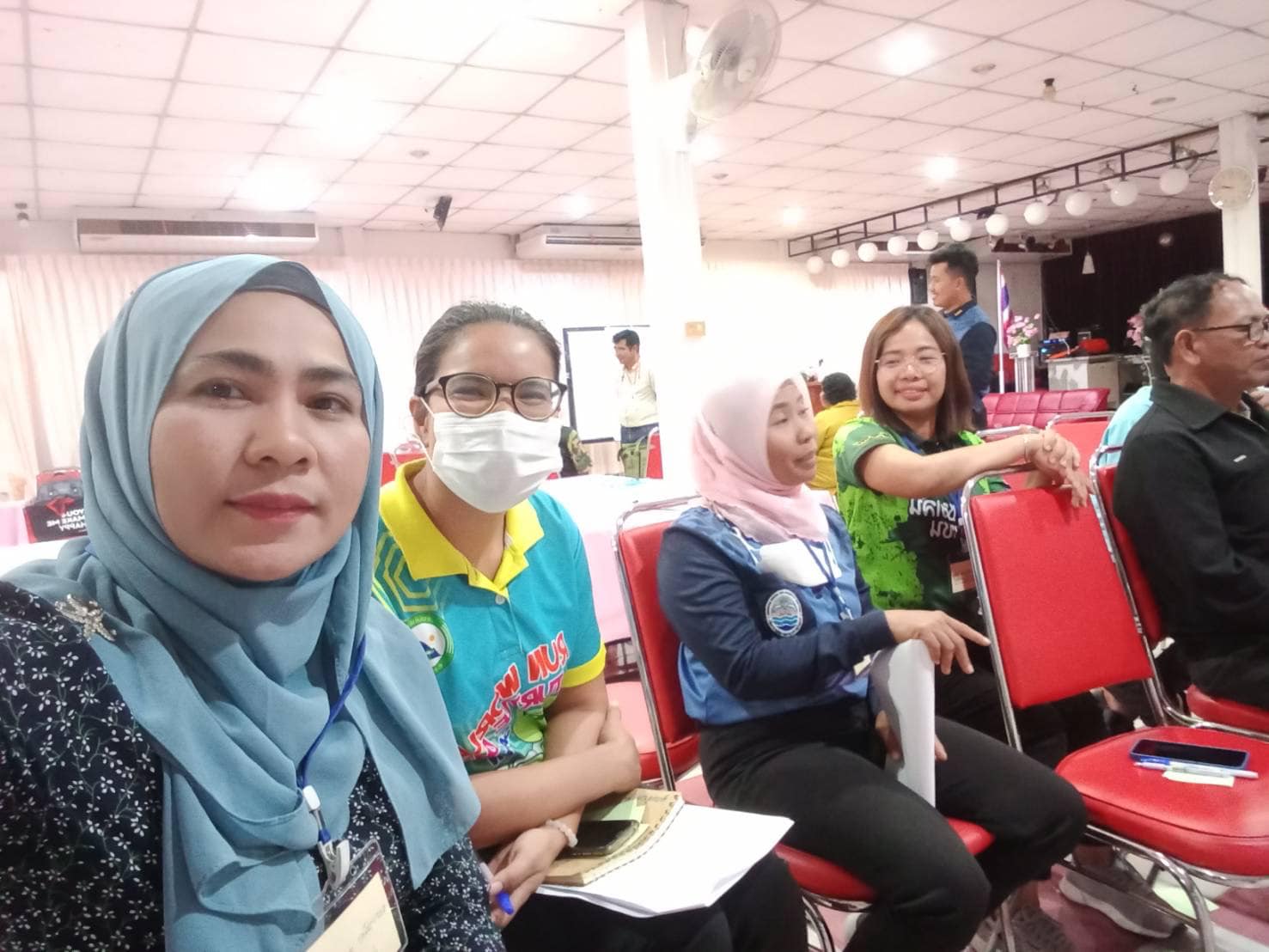 สำนักงานประมงจังหวัดสตูลร่วมประชุมเชิงปฏิบัติการเพื่อจัดทำนโยบายและแผนการบริหารจัดการทรัพยากรทางทะเลและชายฝั่งจังหวัดสตูล พ.ศ.2566 -2570 ณ ห้องประชุมนกน้ำรีสอร์ท ตำบลควนโพธิ์  อำเภอเมืองสตูล จังหวัดสตูล..คลิก