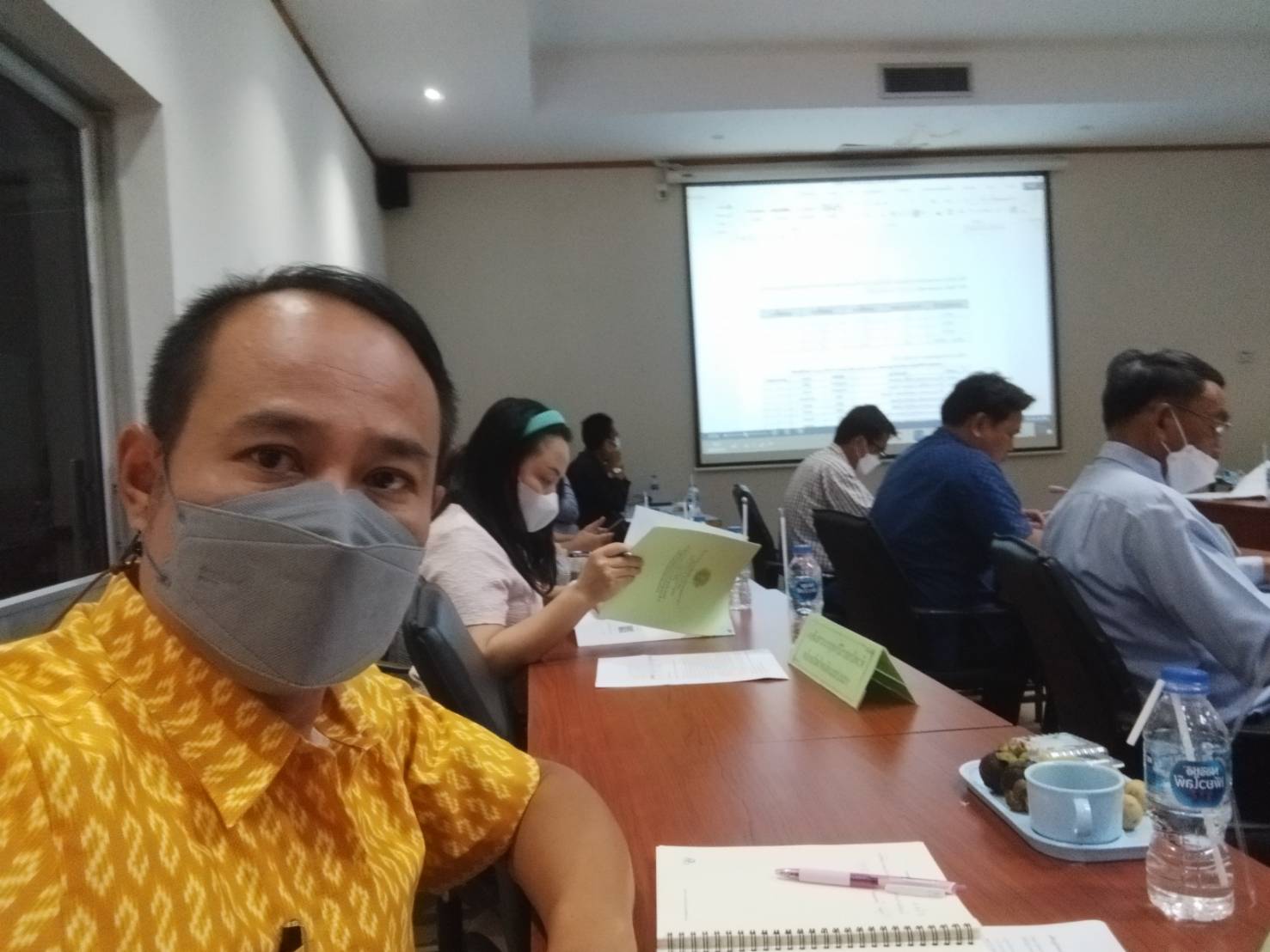 ร่วมประชุมคณะกรรมการขับเคลื่อนงานด้านการเกษตรระดับจังหวัด  จังหวัดร้อยเอ็ด  (Single Command Province : SCP)  ครั้งที่ 4/2566..คลิก