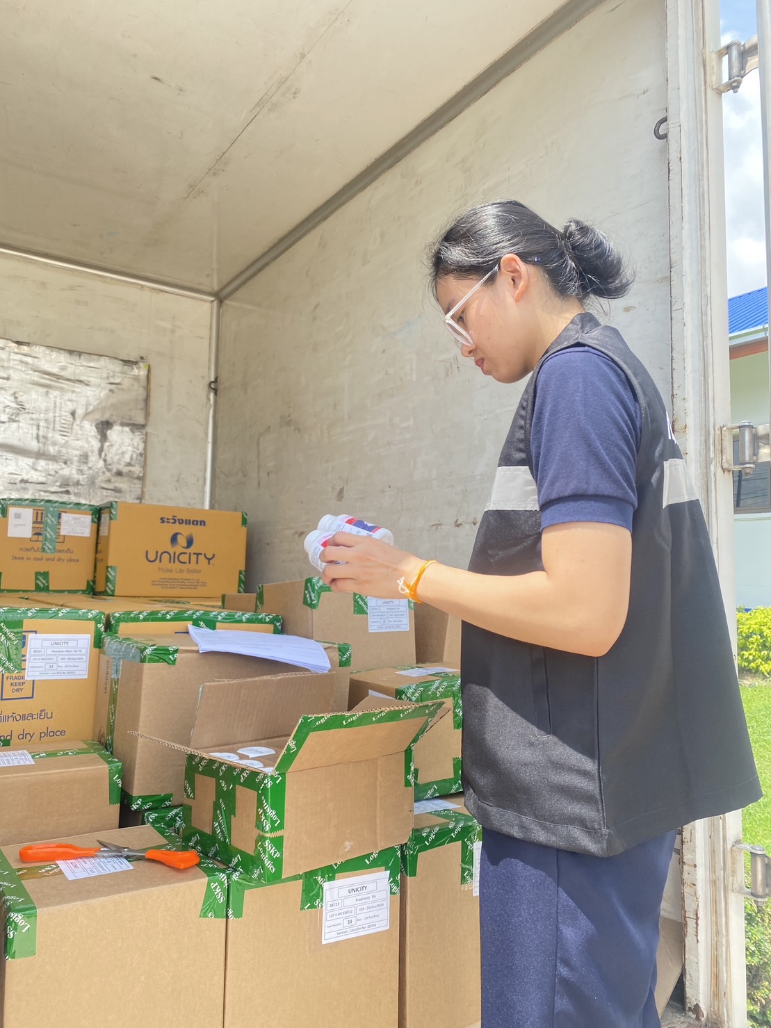 ตรวจสอบสินค้าประมง ส่งออกไปยัง สปป.ลาว..คลิก