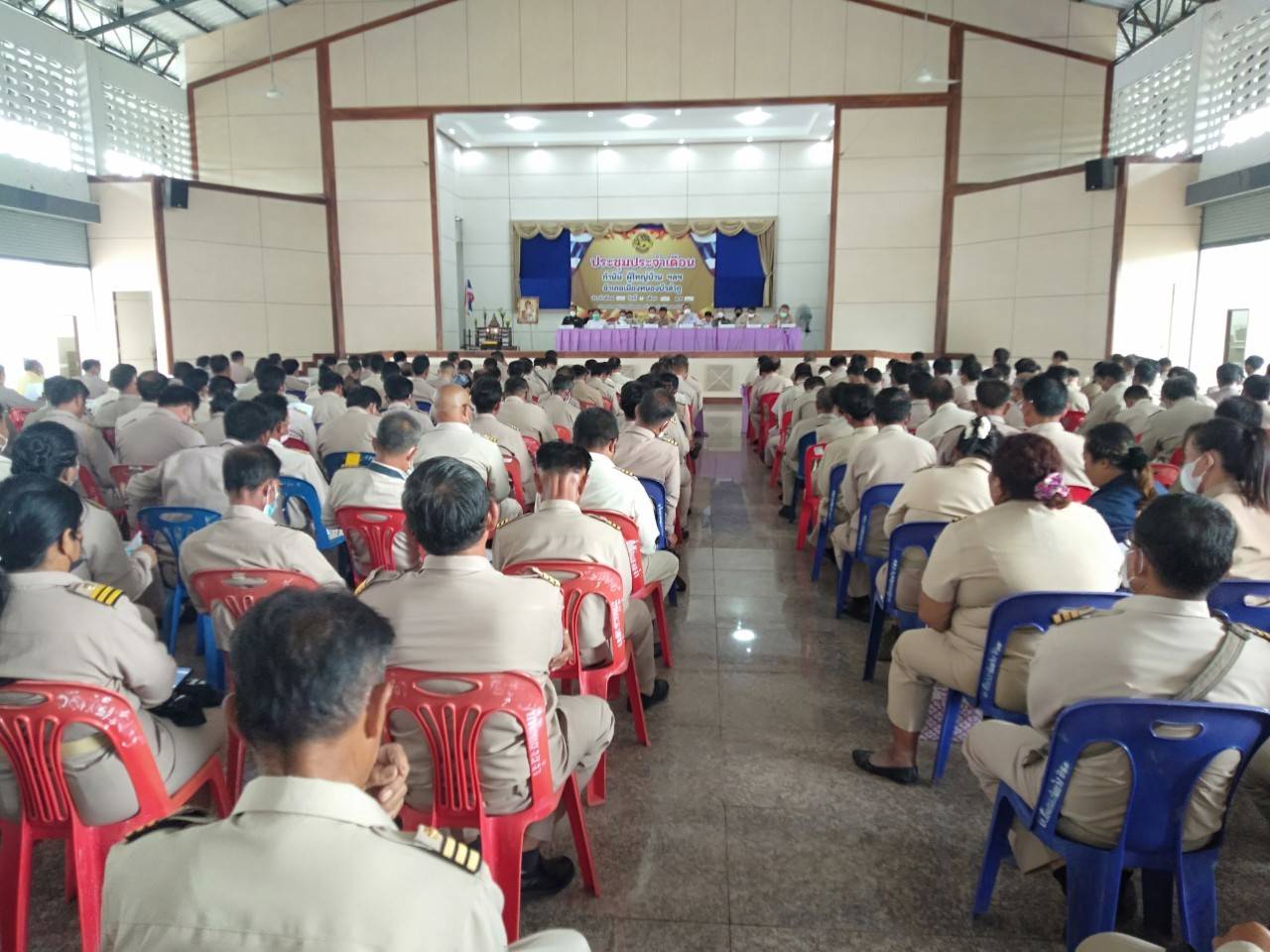 วันที่ 3 กรกฎาคม 2566  นายสมภาร วังคีรี ประมงอำเภอเมืองหนองบัวลำภู ร่วมประชุมประจำเดือน กำนันผู้ใหญ่บ้าน ผู้ช่วยผู้ใหญ่บ้านท นายกองค์การบริหารส่วนตำบล และหัวหน้าส่วนราชการ ประจำเดือน กรกฎาคม 2566..คลิก