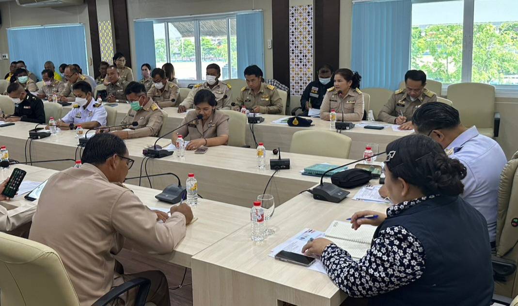 เข้าร่วมการประชุมหัวหน้าส่วนราชการฯอำเภอขุขันธ์..คลิก
