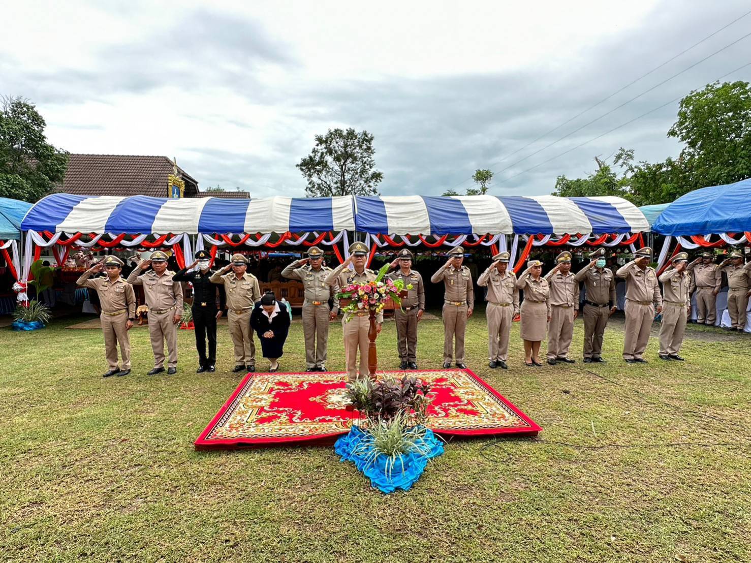 เข้าร่วมในพิธีวันคล้ายวันประสูติ สมเด็จพระเจ้าน้องนางเธอเจ้าฟ้าจุฬาภรณวลัยลักษณ์ อัครราชกุมารี กรมพระศรีสวางควัฒน วรขัตติยราชนารี..คลิก