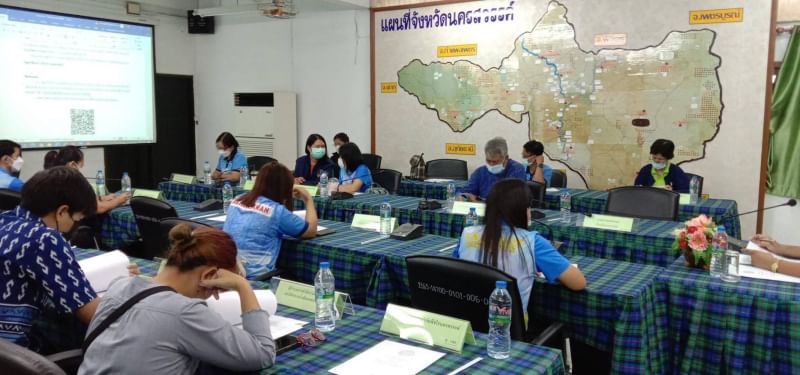 ประชุมหัวหน้าส่วนราชการที่เกี่ยวข้อง เตรียมความพร้อมจัดโครงการคลินิกเกษตรเคลื่อนที่ในพระราชานุเคราะห์สมเด็จพระบรมโอรสาธิราชฯสยามมกุฎราชกุมาร..คลิก