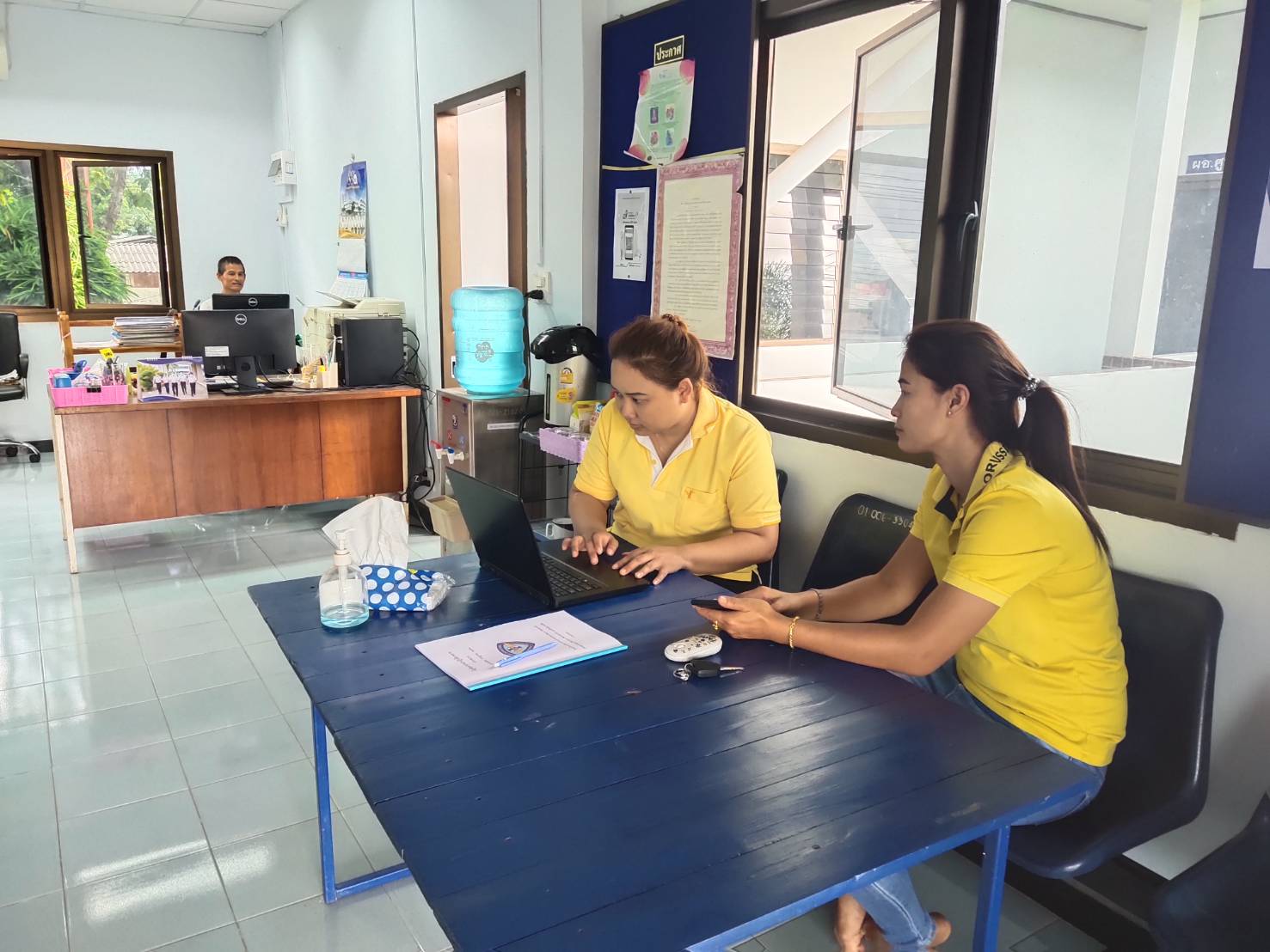 ประชาสัมพันธ์ให้บริการลงทะเบียนเข้าใช้ระบบเชื่อมโยงคำขอกลาง และระบบสนับสนุนใบอนุญาต และใบรับรองผ่านอินเตอร์เน็ตของกรมประมง (Fisheries Single Window; FSW)..คลิก