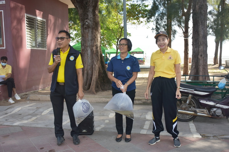 สนับสนุนพันธุ์ปลากินพืช เพื่อปล่อยลงสู่ทะเลสาบสงขลา อ.เมือง จ.พัทลุง..คลิก
