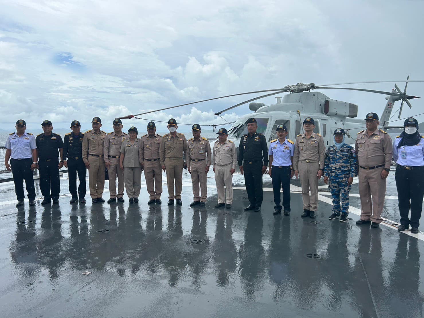 สำนักงานประมงจังหวัดสตูลลงพื้นที่ตรวจบูรณาการป้องกันและปราบปรามการกระทําความผิดทางทะเลร่วมกับหน่วยงานรัฐในพื้นที่จังหวัดสตูล..คลิก