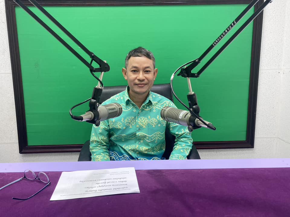 สำนักงานประมงจังหวัดสตูล เข้าร่วมการบันทึกเสียงถวายพระพรชัยมงคล พระบาทสมเด็จพระเจ้าอยู่หัว และ สมเด็จพระนางเจ้าสิริกิติ์ พระบรมราชินีนาถ พระบรมราชชนนีพันปีหลวง..คลิก