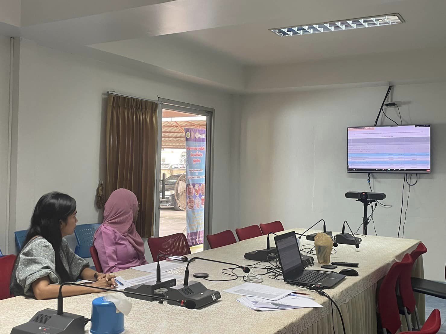 สำนักงานประมงจังหวัดสตูลเข้าร่วมประชุมติดตามความก้าวหน้าการดำเนินงานโครงการปฏิบัติการคัดกรองแรงงานต่างด้าวในภาคประมงทะเล ตามกลไกการส่งต่อระดับชาติ (National Referral Mechanism - NRM) ครั้งที่ 3