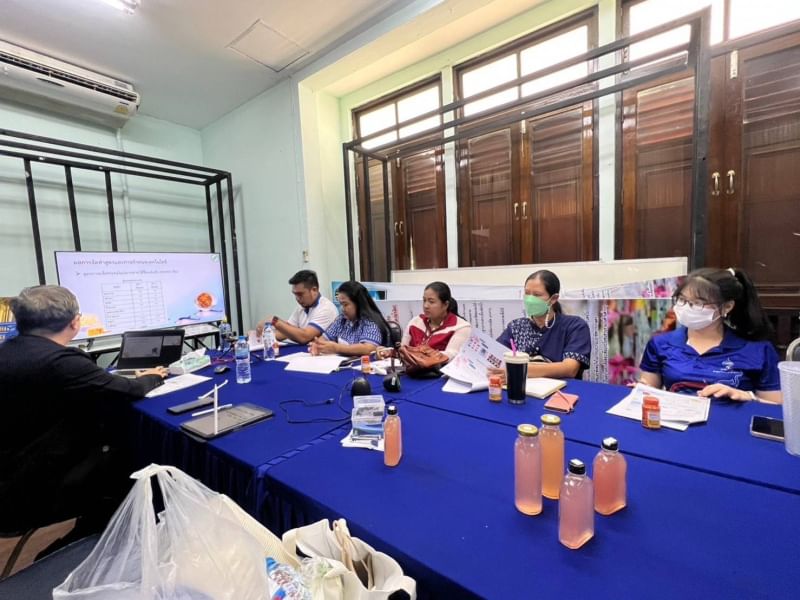 บริษัท หัวปี ท้ายปี จำกัด นำผลิตภัณฑ์ต้นแบบจากปลาและดอกบัวให้คณะกรรมการทดสอบครั้งที่ 1..คลิก