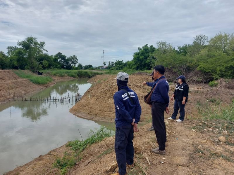 ประมงอำเภอชุมแสง ลงพื้นที่ตรวจสอบ พื้นที่ คลองยาง อำเภอชุมแสง จังหวัดนครสวรรค์ เนื่องจากมีผู้ร้องเรียนมีการทำการประมงโดยการปิดกั้นทางเดินสัตว์น้ำ..คลิก